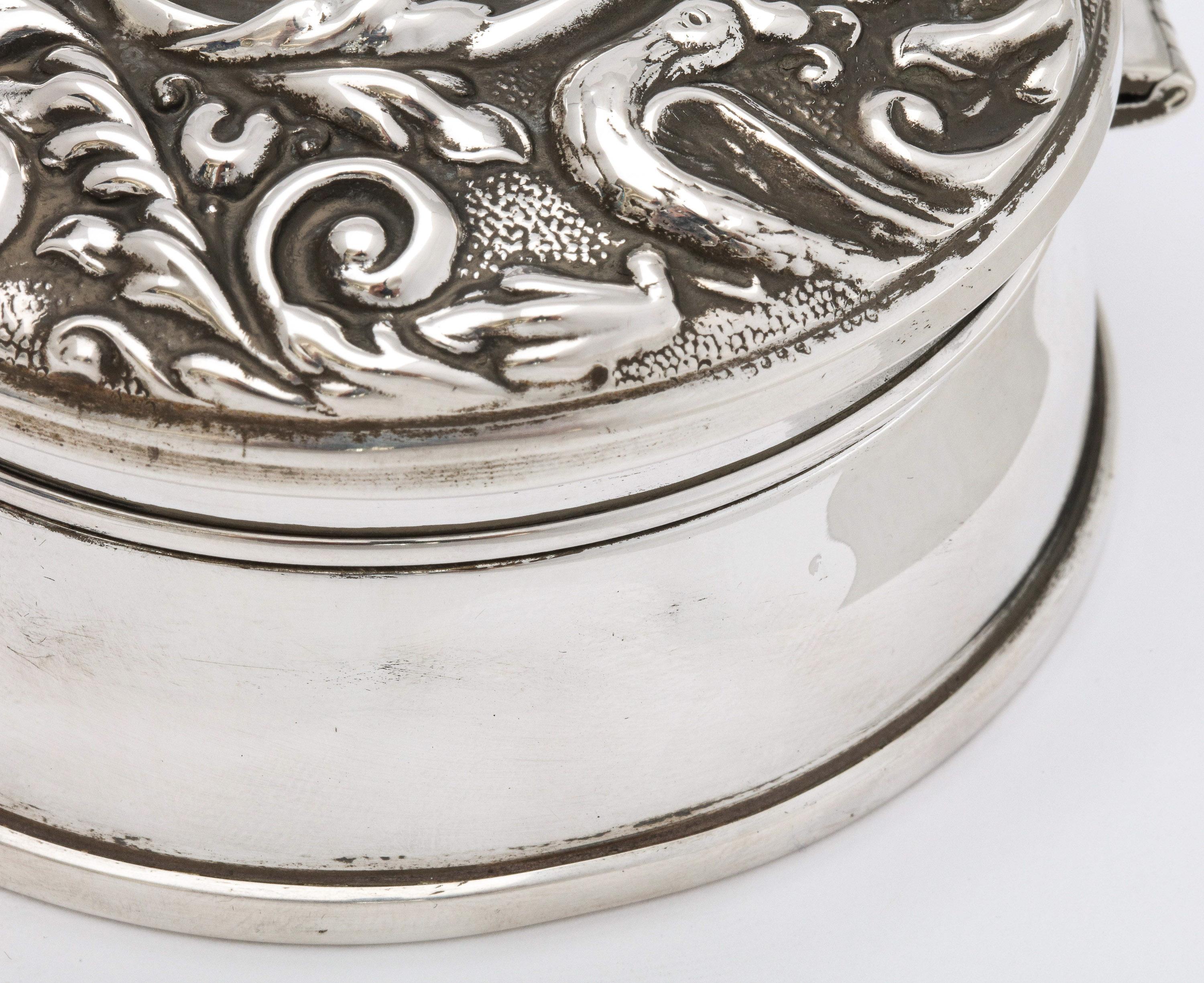 Victorian-Style Sterling Silver Trinkets Box with Hinged Lid For Sale 10