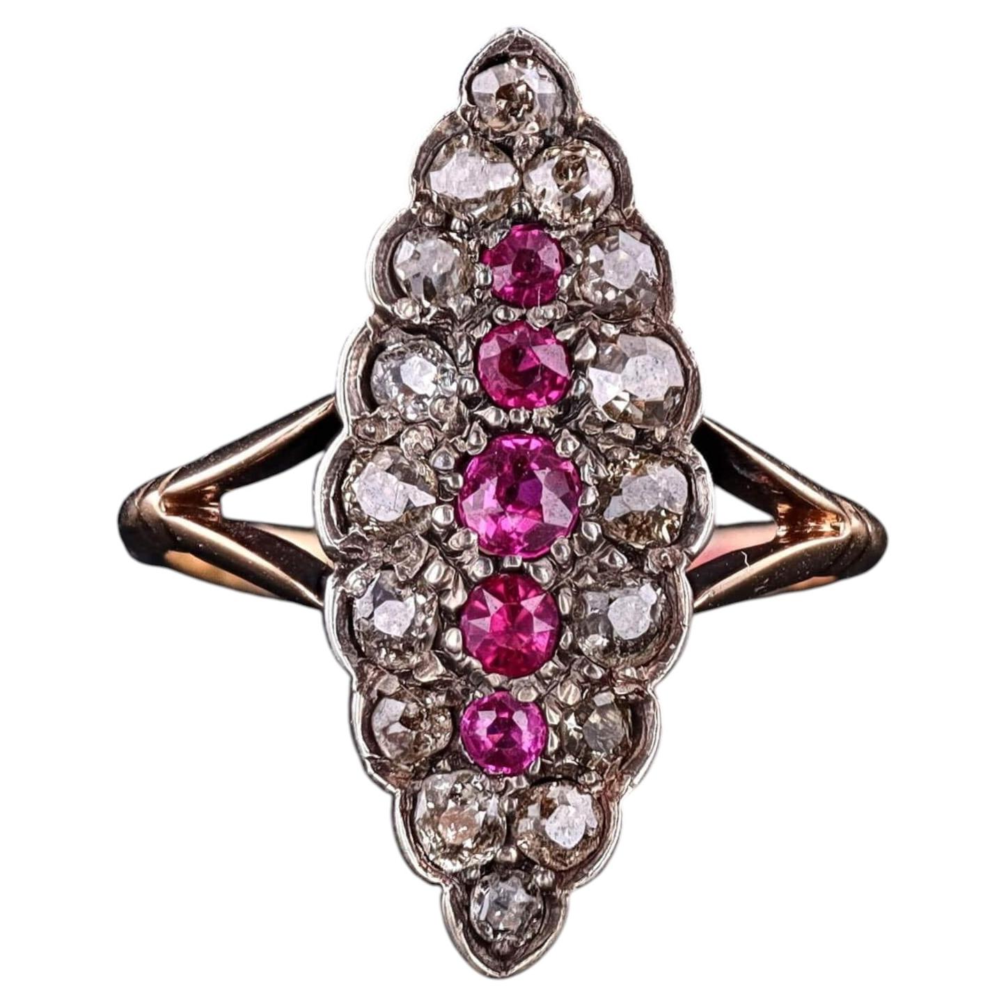 Anello con rubino sintetico e diamanti in stile vittoriano in oro 18 carati