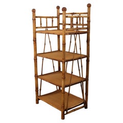 Etagère / libreria a quattro ripiani in stile vittoriano, in bambù bruciato e tela di paglia