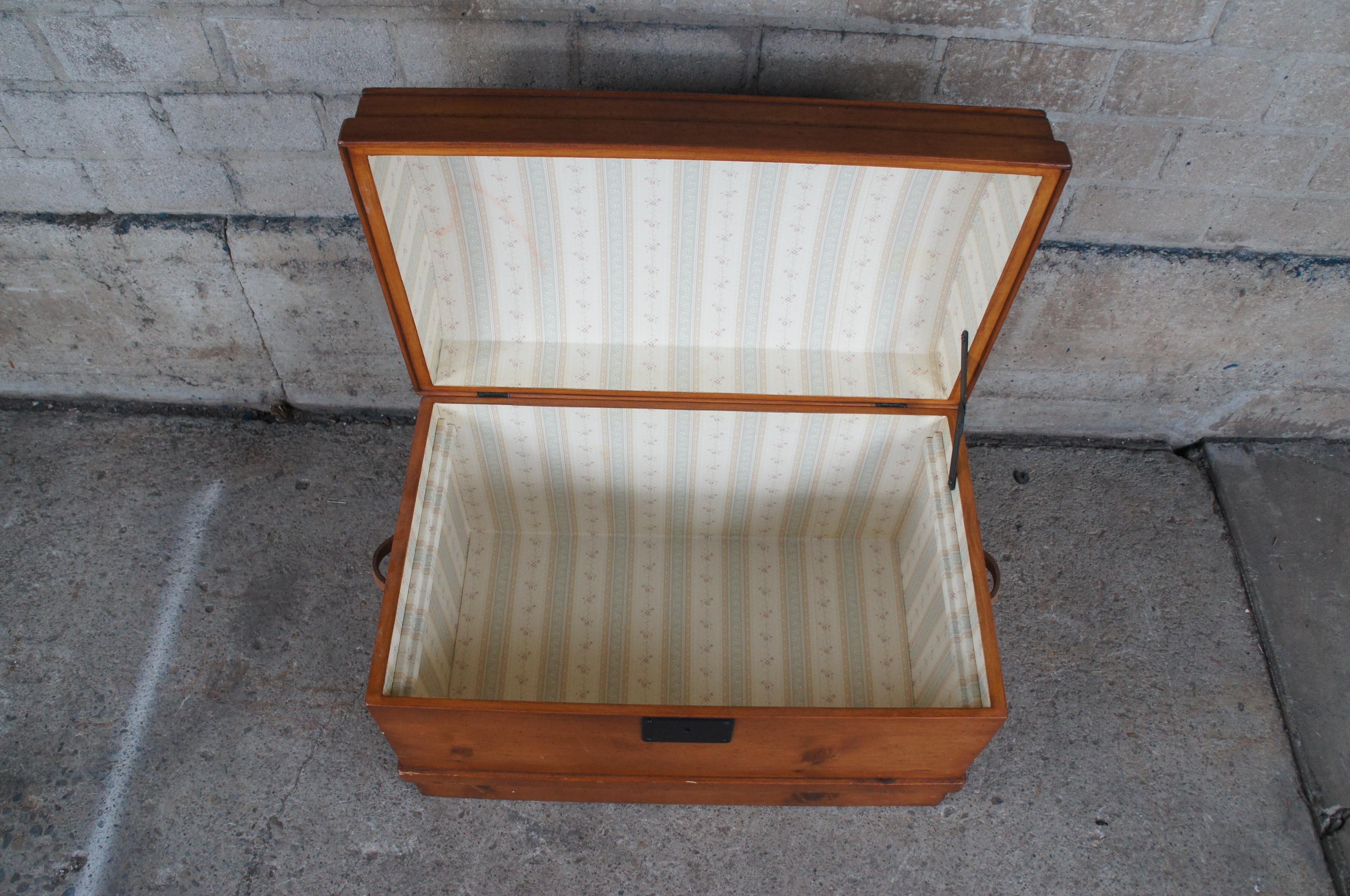 Victorian Style Vintage Pine Dome Top Steamer Trunk Treasure Hope Blanket Chest In Good Condition For Sale In Dayton, OH