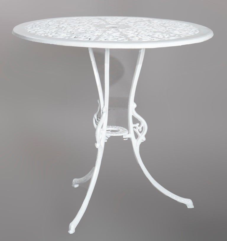 Victorian Style White Cast Metal Garden Side Table, 20th Century at 1stDibs
