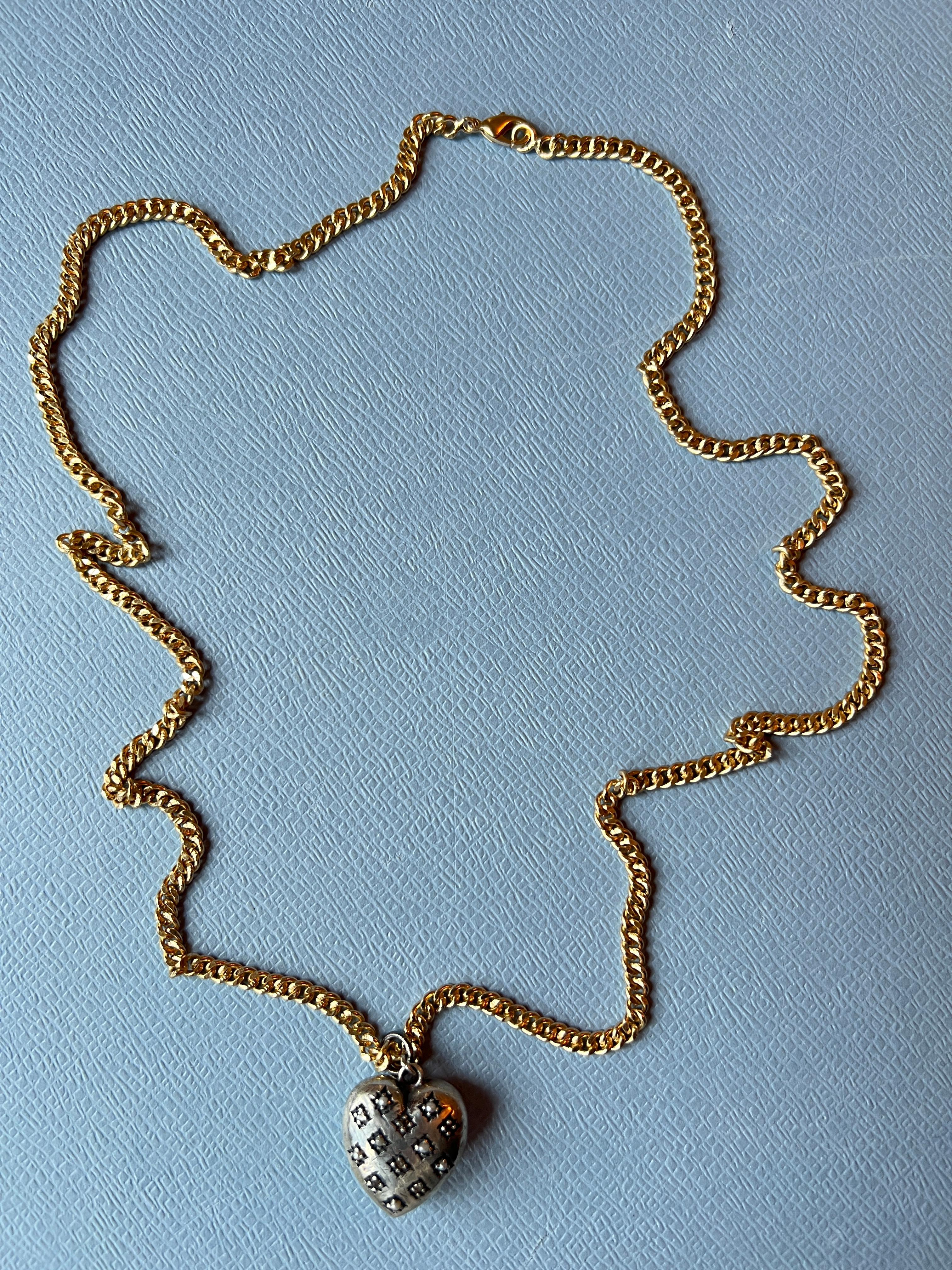 Silver Heart Long Necklace White Diamond White Pearl For Sale 11