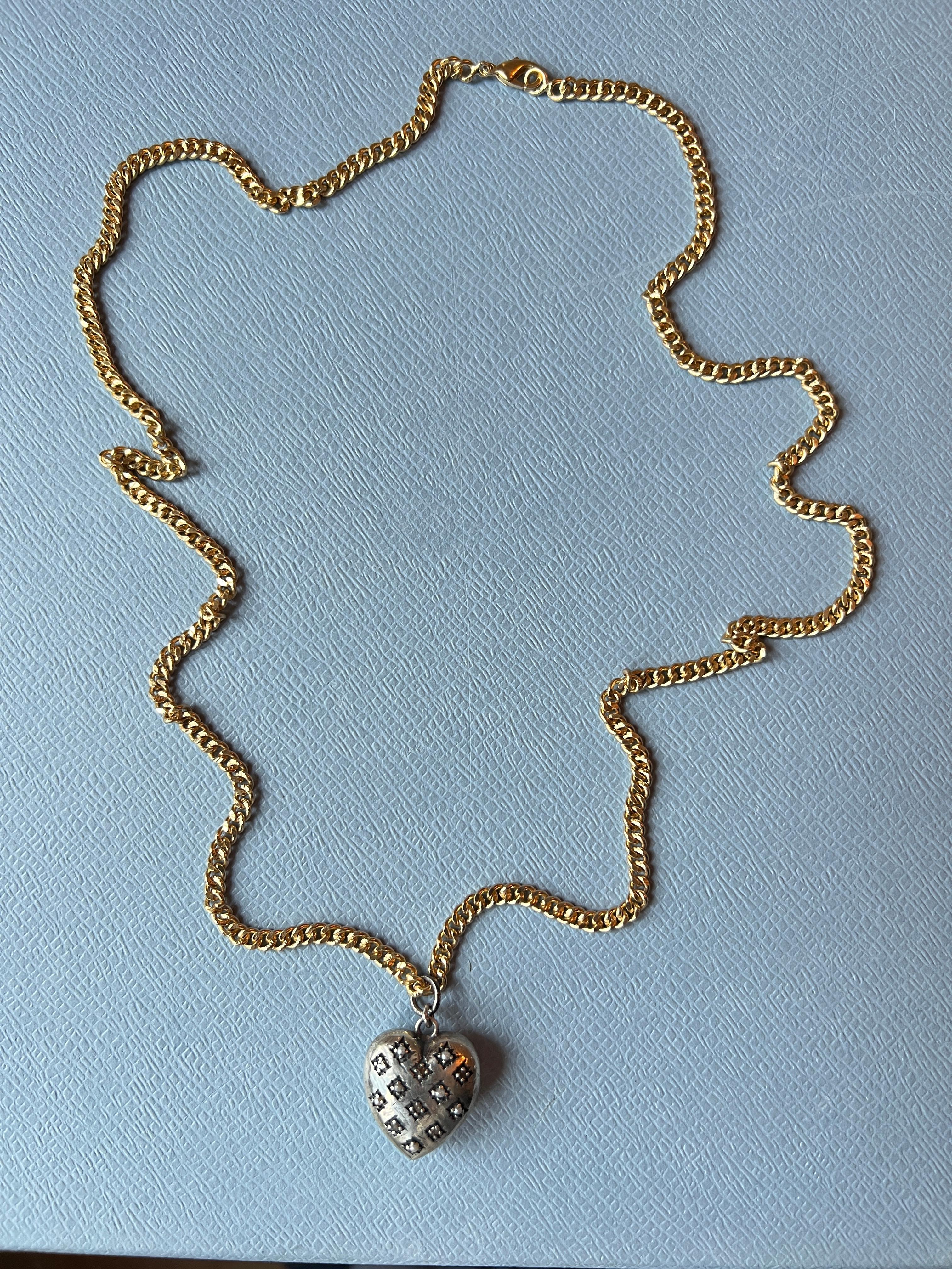 Silver Heart Long Necklace White Diamond White Pearl For Sale 12