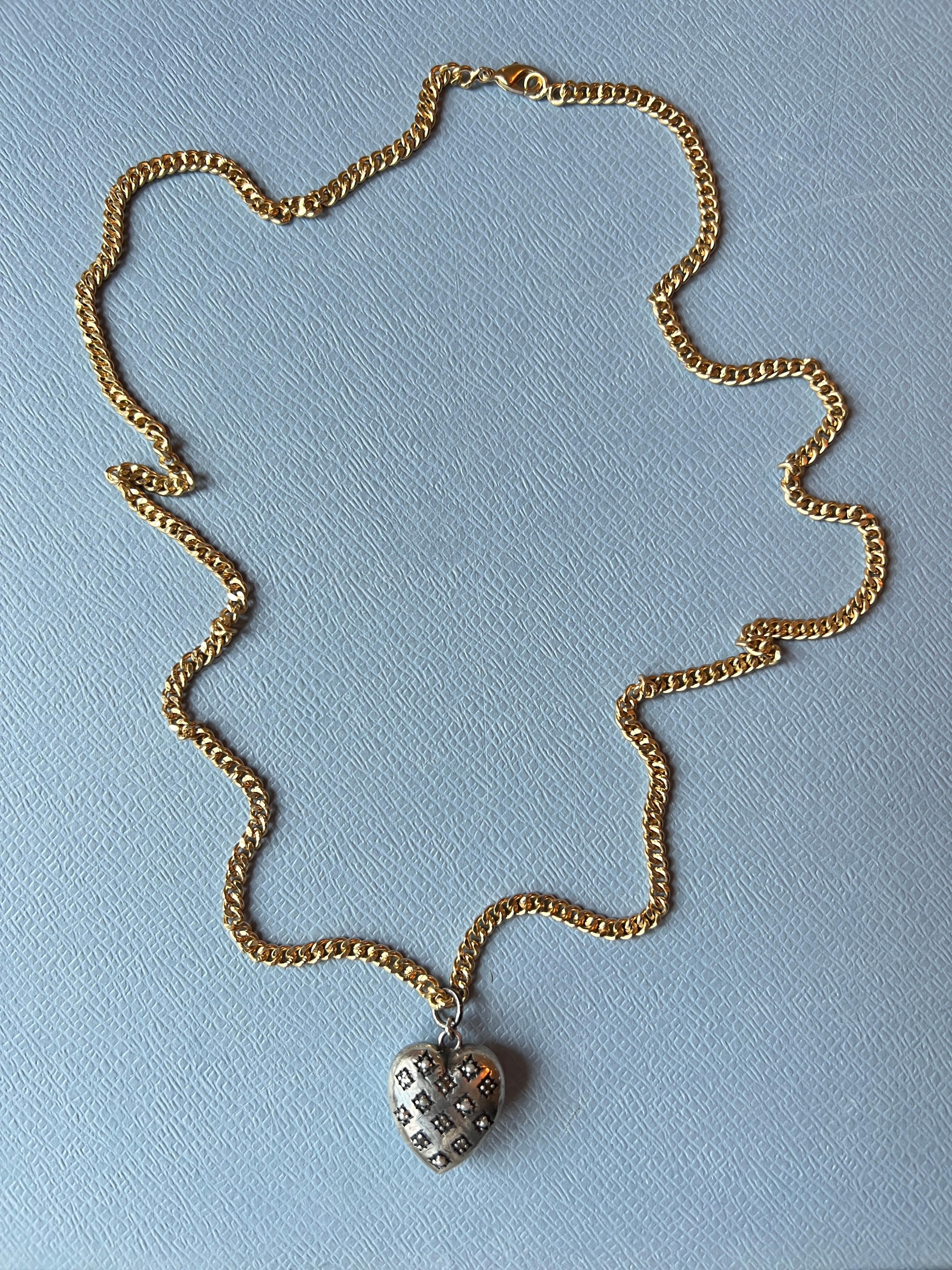 Silver Heart Long Necklace White Diamond White Pearl For Sale 13