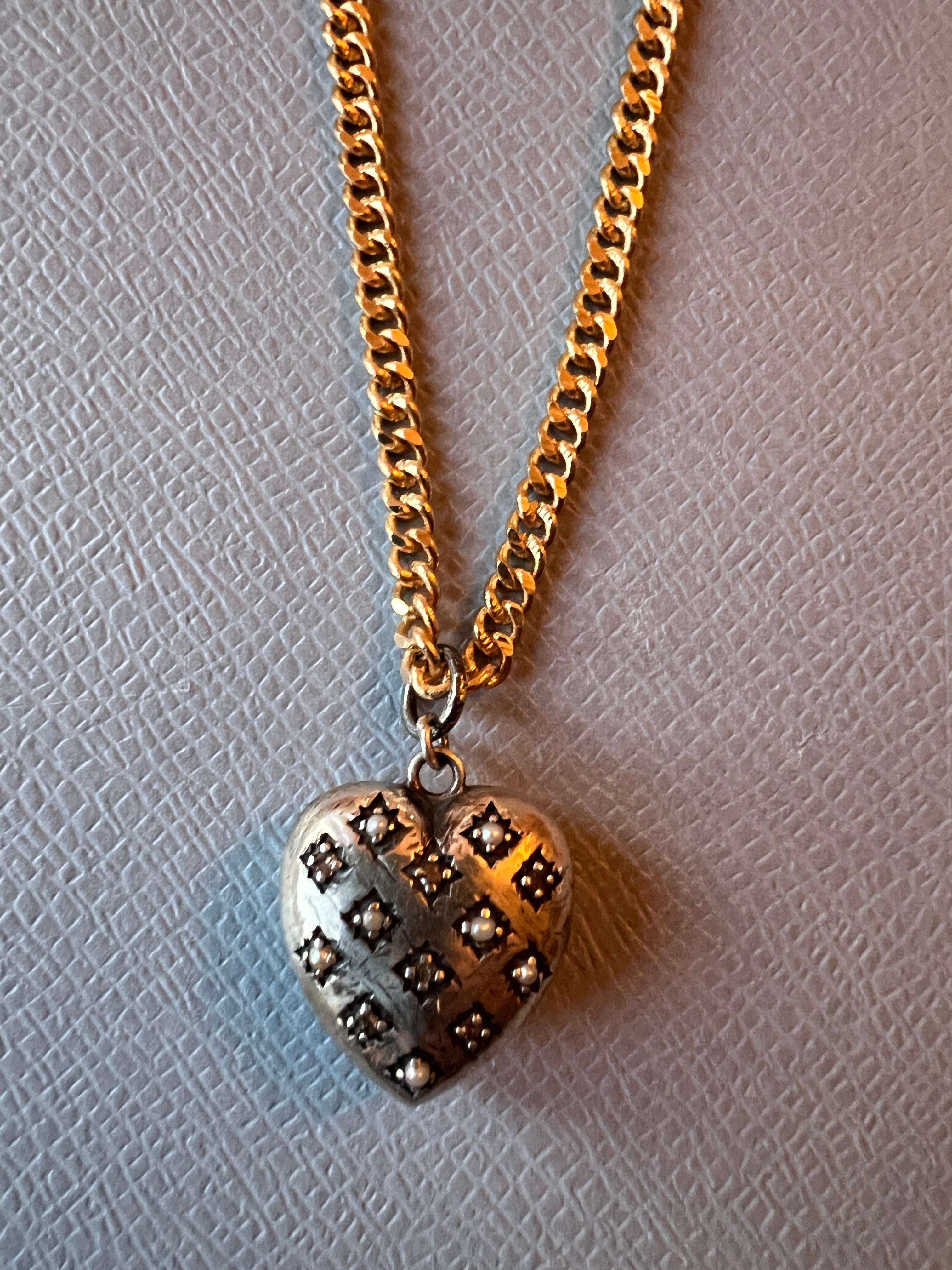Silver Heart Long Necklace White Diamond White Pearl For Sale 1