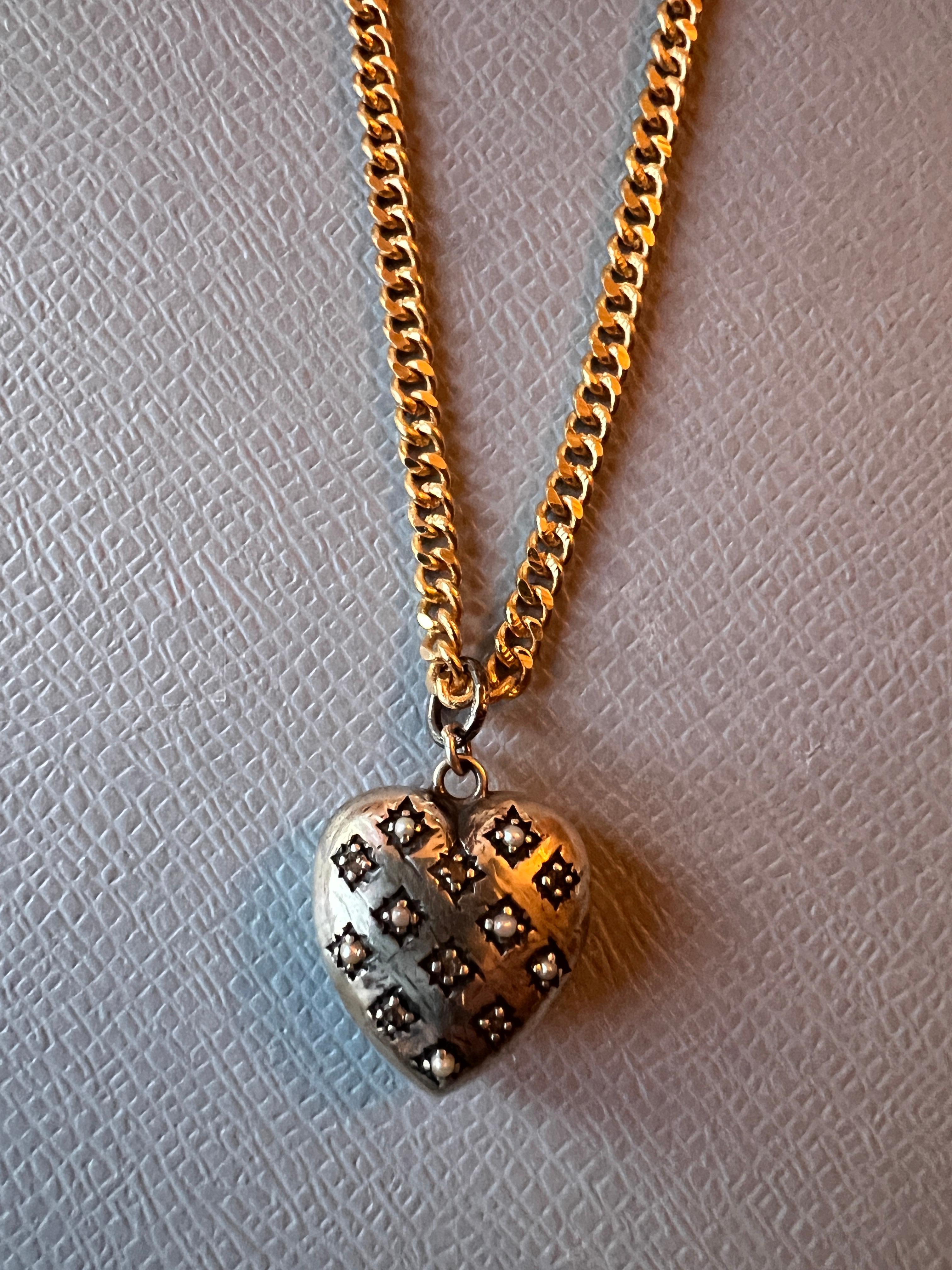 Silver Heart Long Necklace White Diamond White Pearl For Sale 5