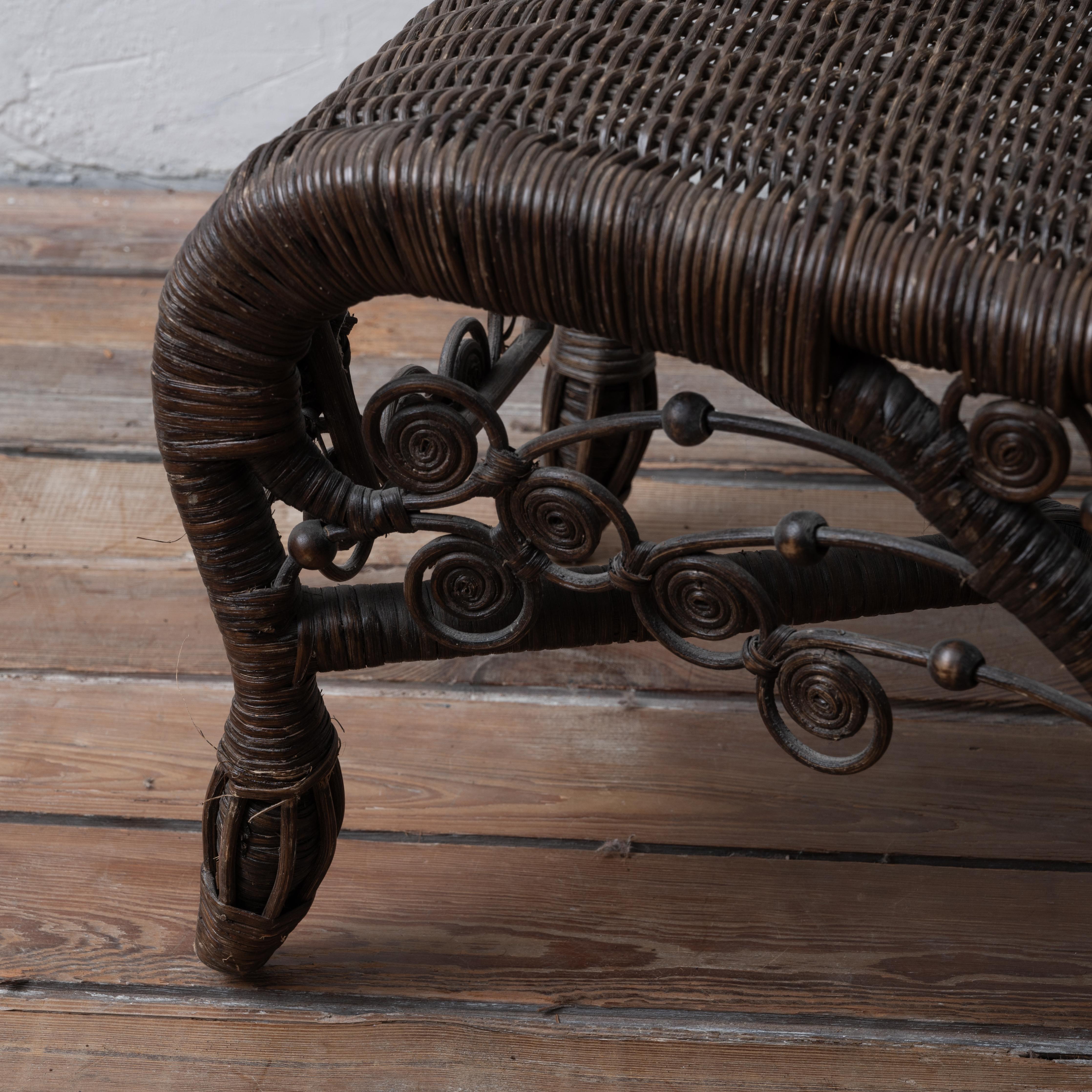 Victorian Style Wicker Child’s Photographer’s Chair For Sale 4