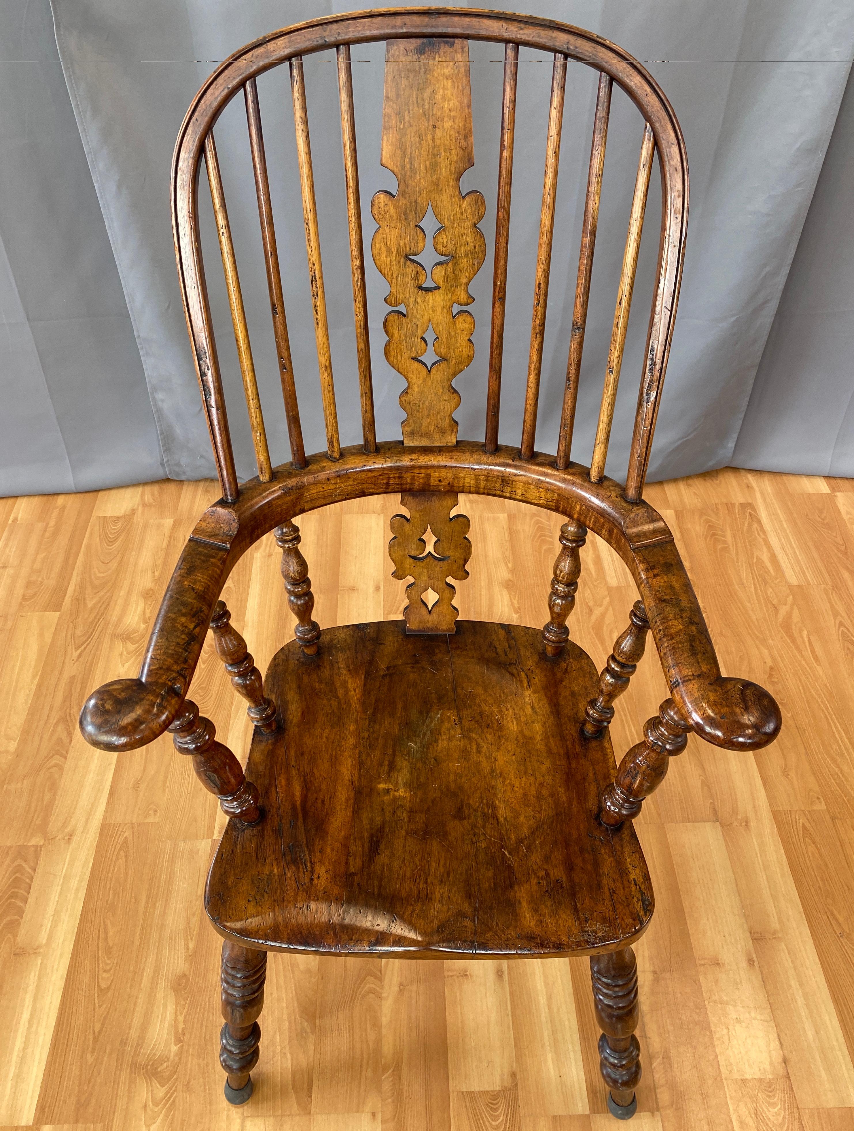 Victorian Style Windsor Hoop Back Broad Arm Chair 14