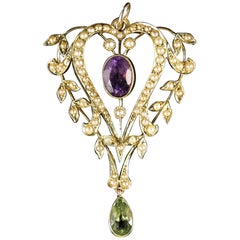 Victorian Suffragette Heart Pendant 15 Carat, circa 1900