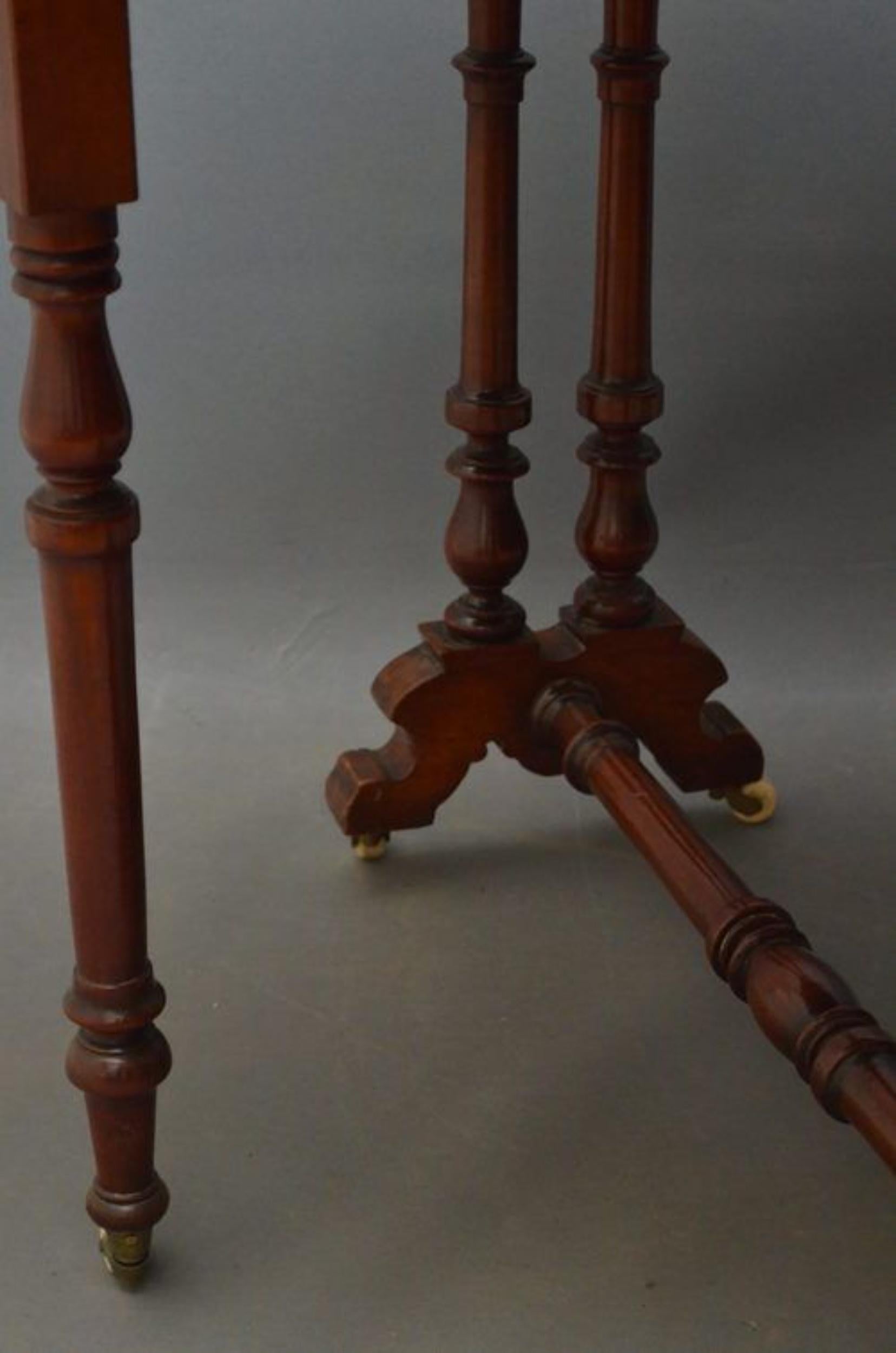19th Century Victorian Sutherland Table in Walnut For Sale
