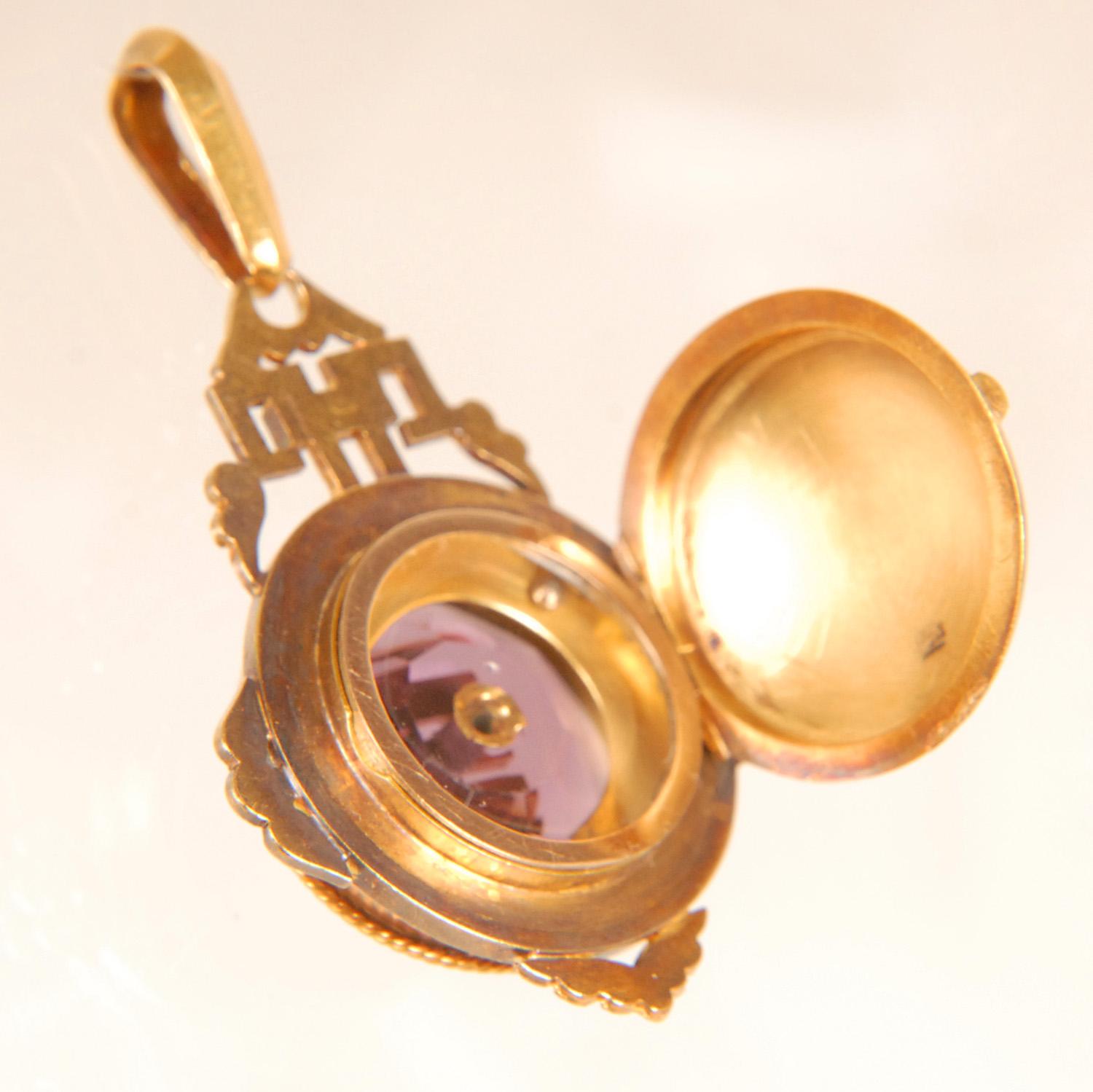 Victorian Sweetheart locket pendant 18K gold diamonds pearls amethyst glass past For Sale 3