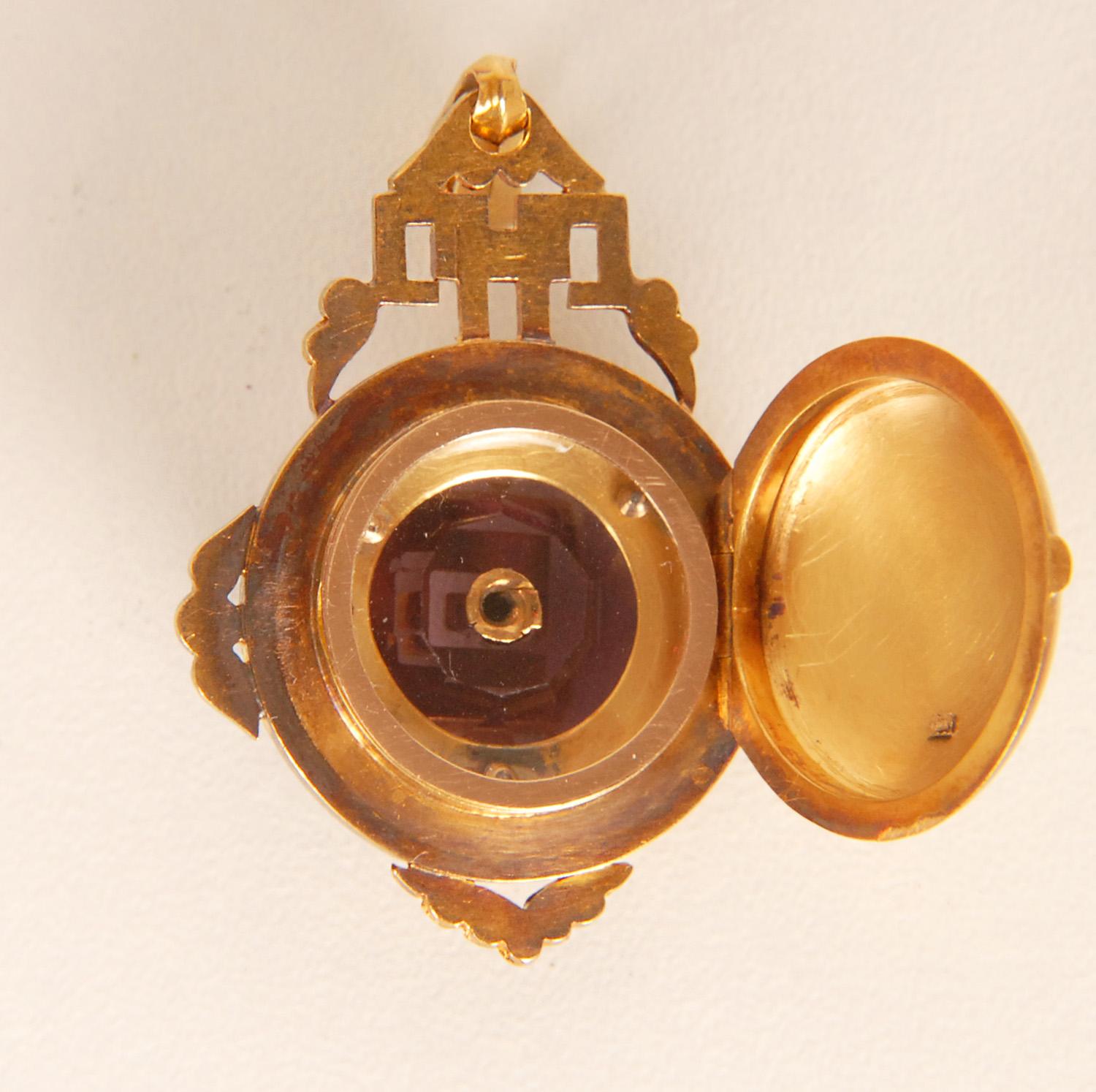 Victorian Sweetheart locket pendant 18K gold diamonds pearls amethyst glass past For Sale 6