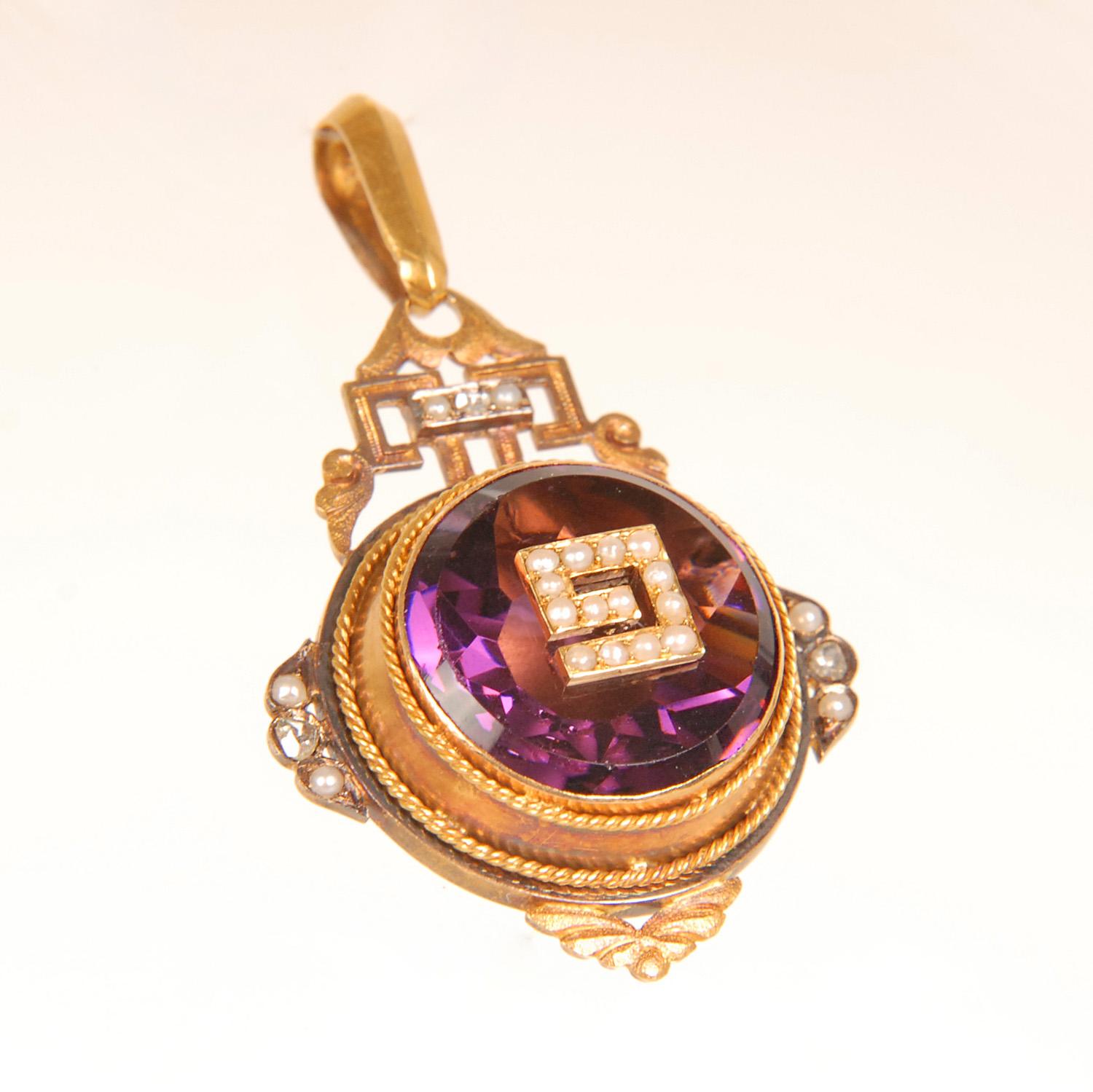 Victorian Sweetheart locket pendant 18K gold diamonds pearls amethyst glass past For Sale 7