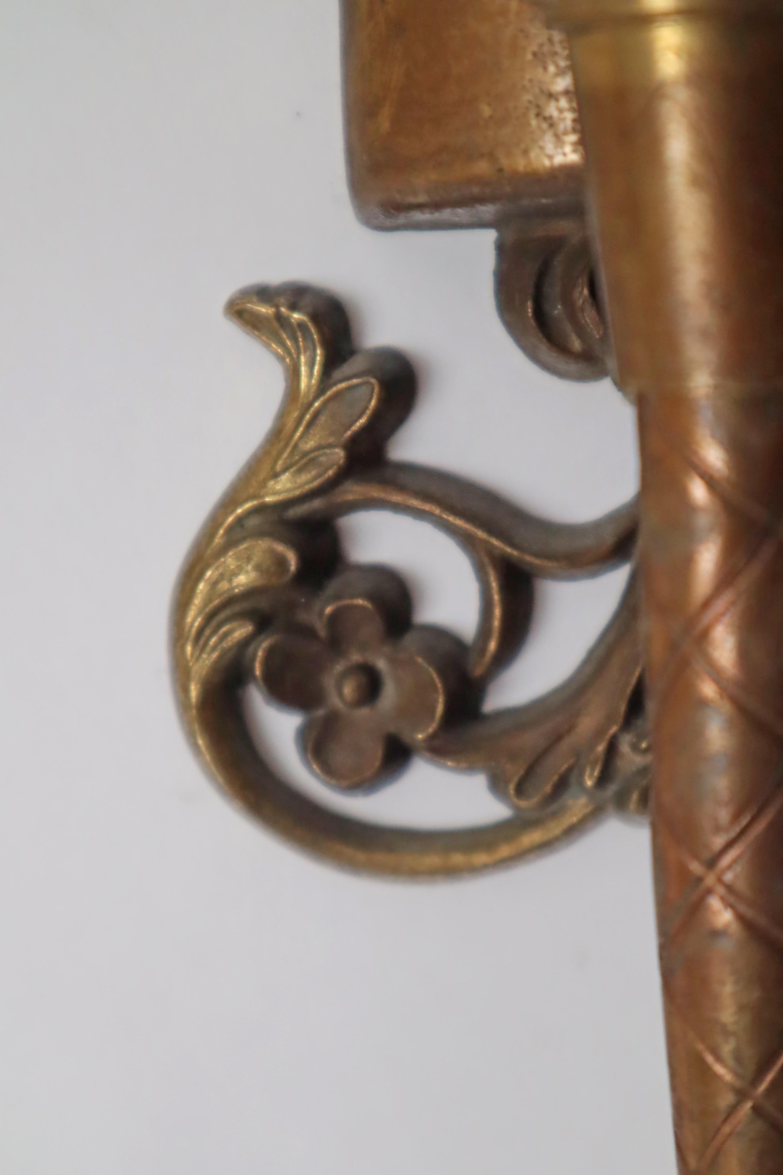 Victorian Swivel Wall Lamp Gilded with Ram's Head and Urn France Around 1880 For Sale 6