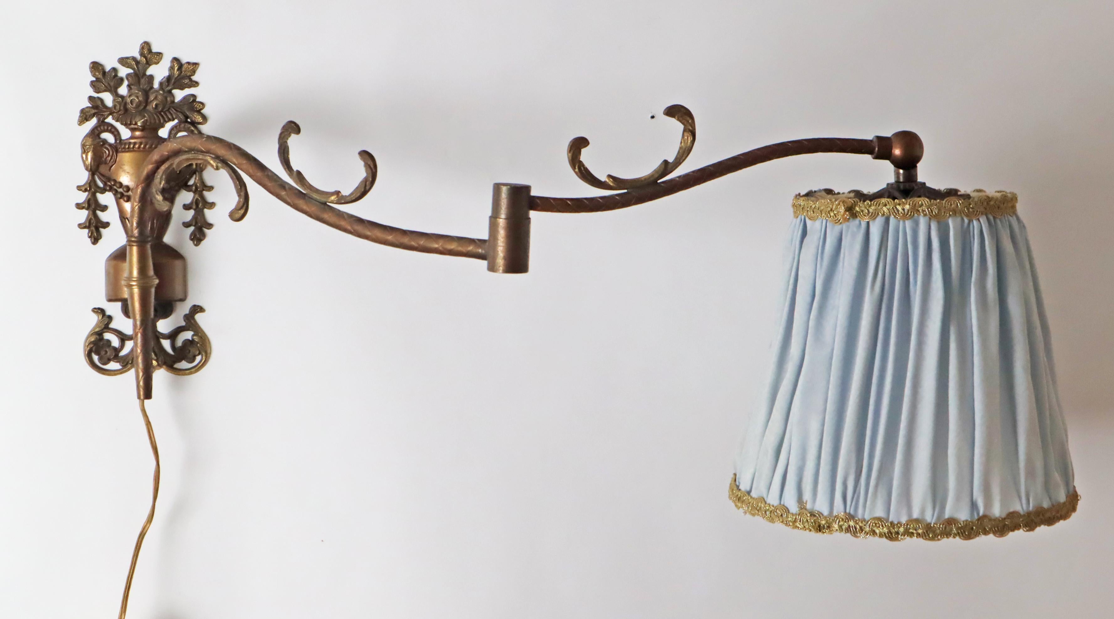 Victorian Swivel Wall Lamp Gilded with Ram's Head and Urn France Around 1880 For Sale 8