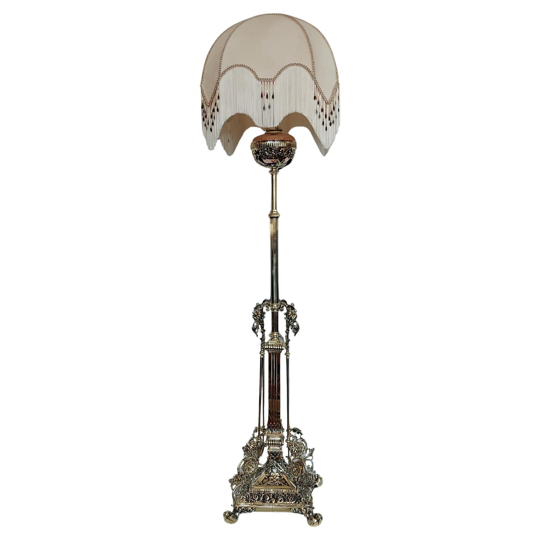 Victorian Telescopic Brass Standard Oil Lamp