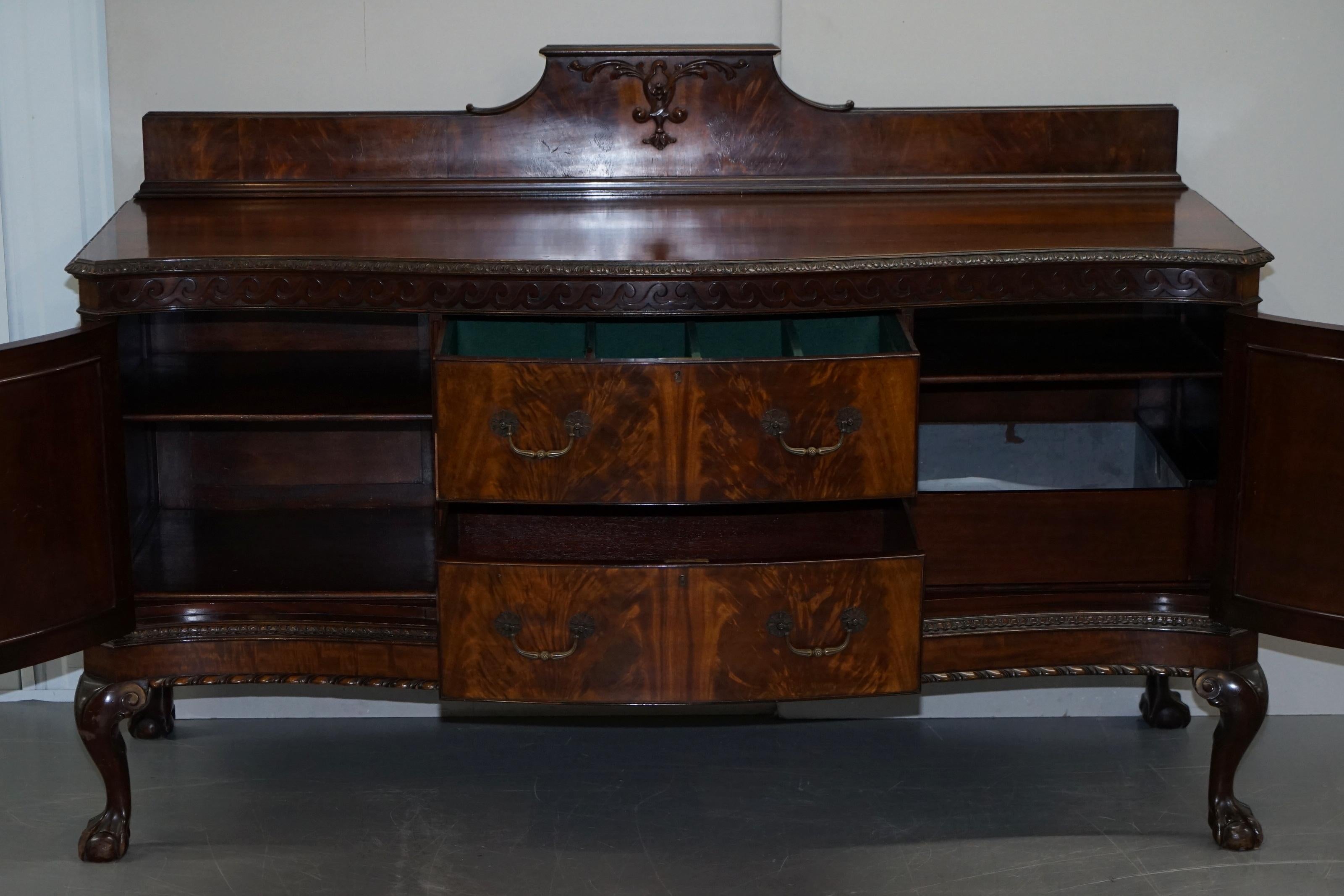 Victorian Thomas Chippendale Claw and Ball Feet Sideboard Flamed Curl Hardwood 11