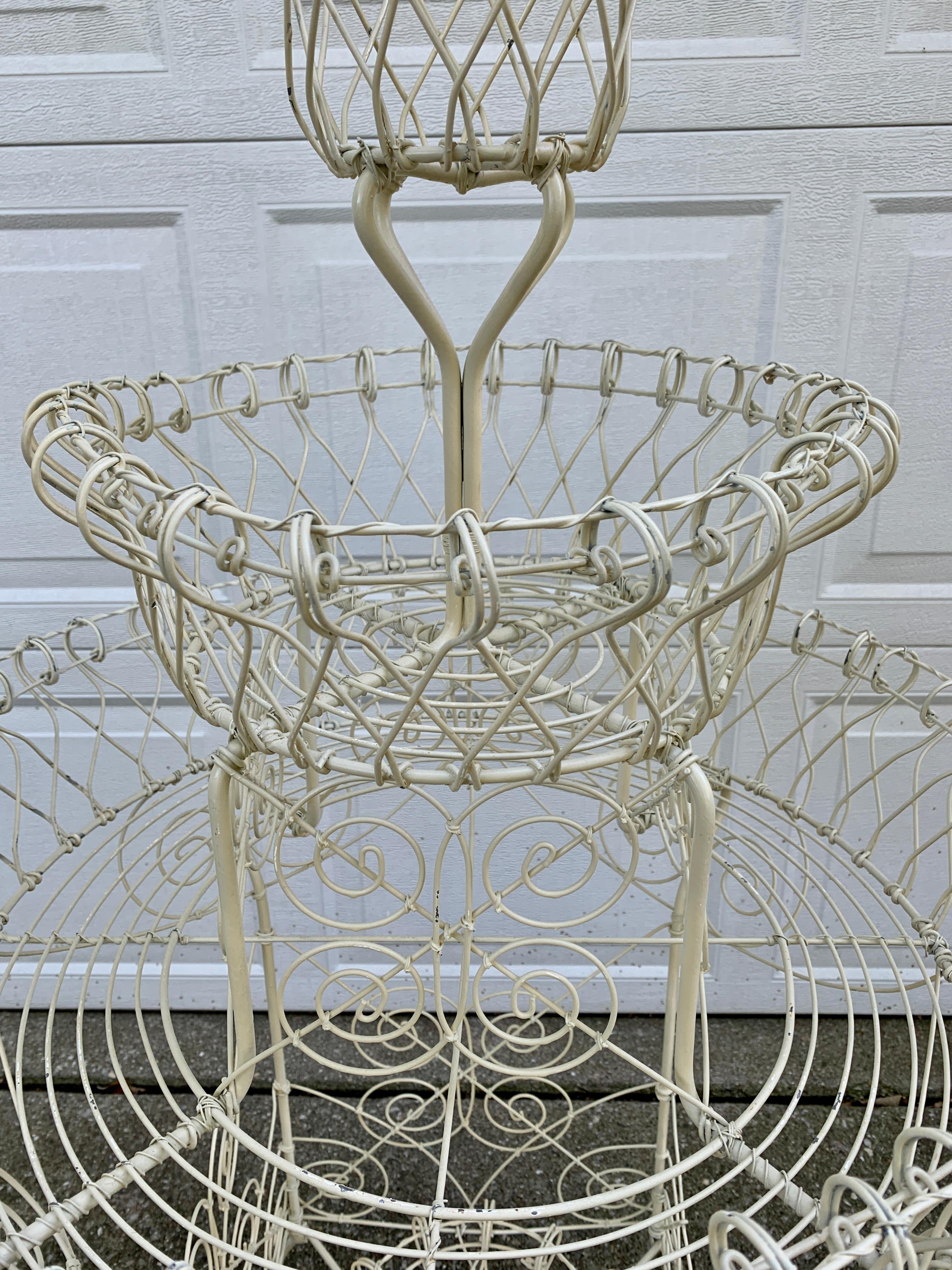 Victorian Three-Tier Wrought Iron Garden Plant Stand In Good Condition In Elkhart, IN