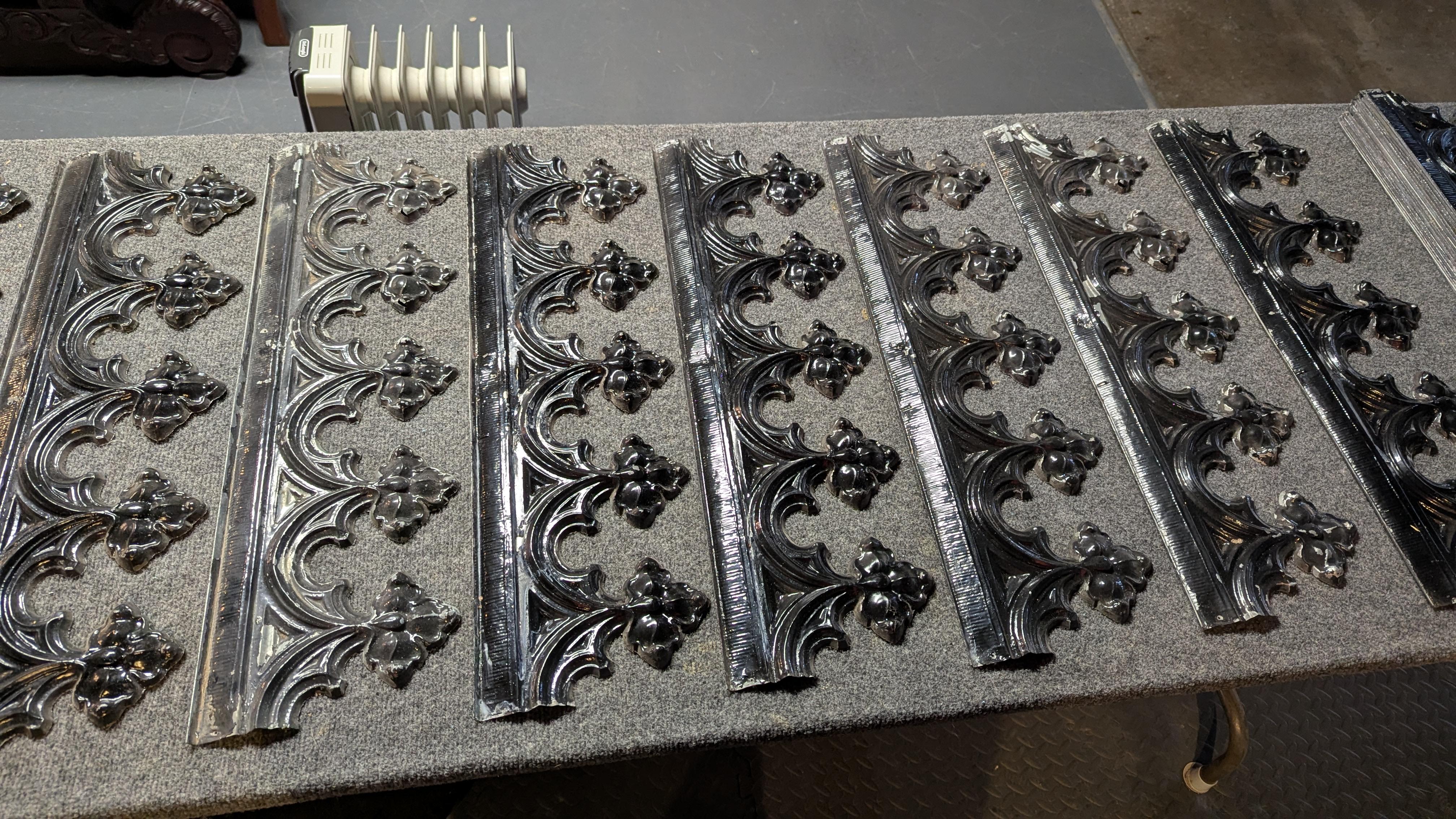 Victorian Tin Ceiling Cornice In Good Condition For Sale In Pueblo, CO