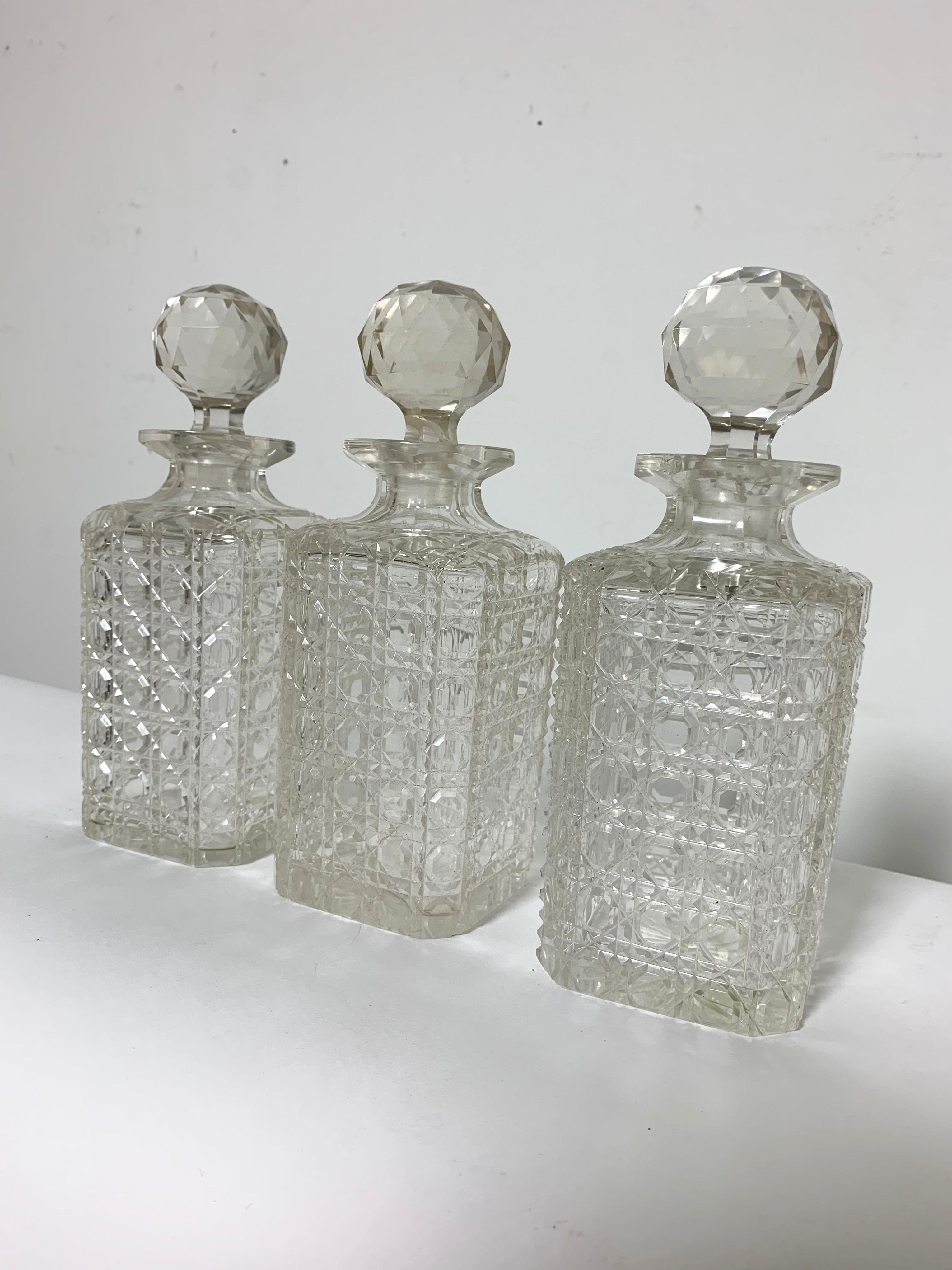 Victorian Triple Decanter Oak Tantalus with Silver Plated Strapwork Ca. 1880s 10