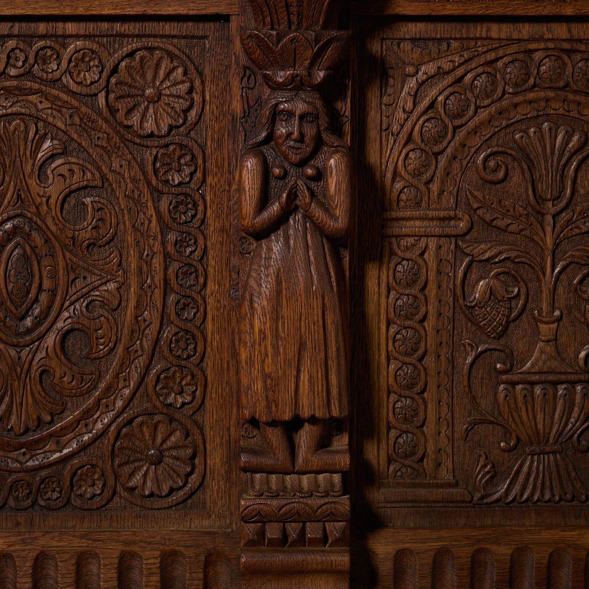Viktorianisches Tudor Revival Wandpaneel aus geschnitzter Eiche (Handgefertigt) im Angebot