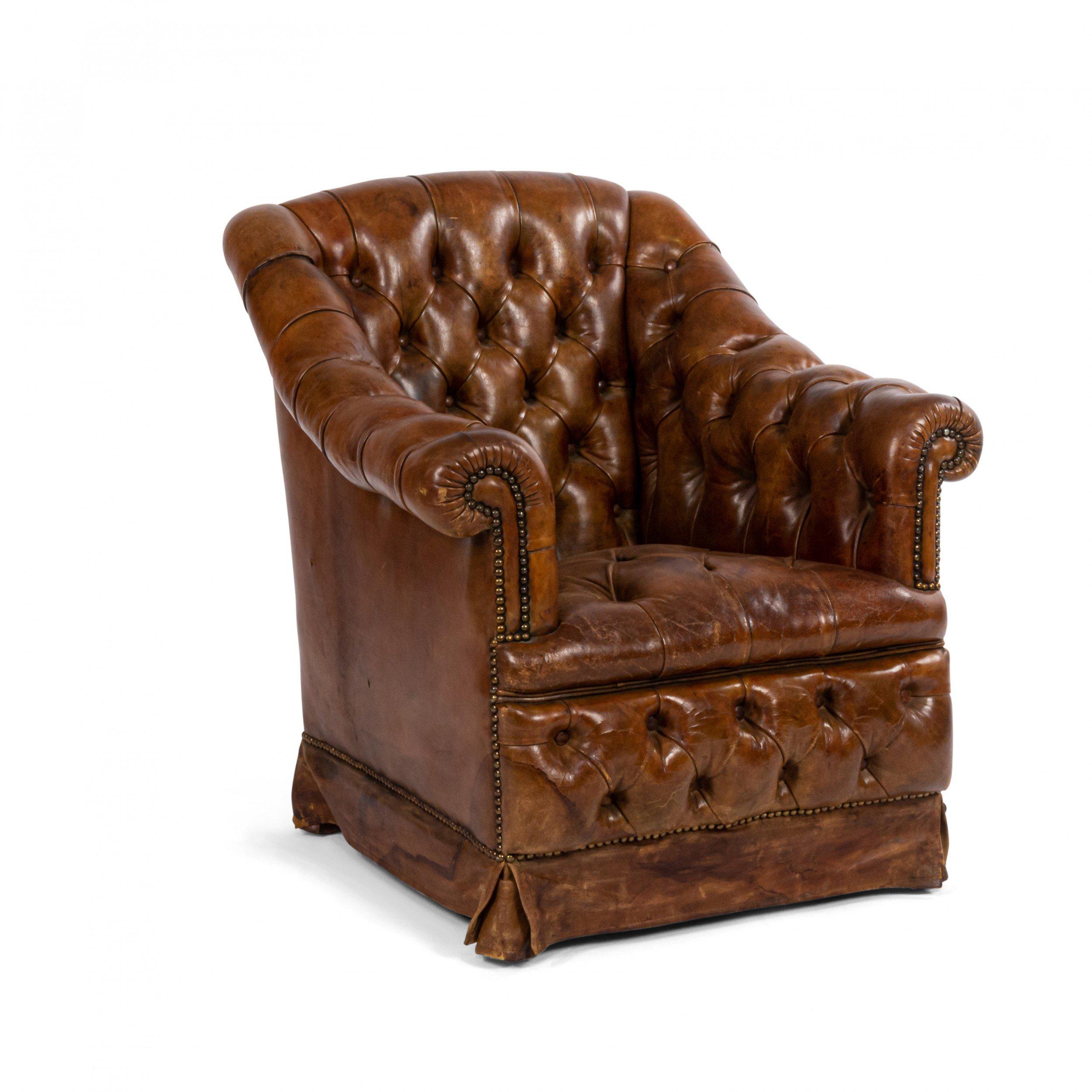 English Victorian tufted brown leather square back club chair

Condition: Good; Wear consistent with age and use