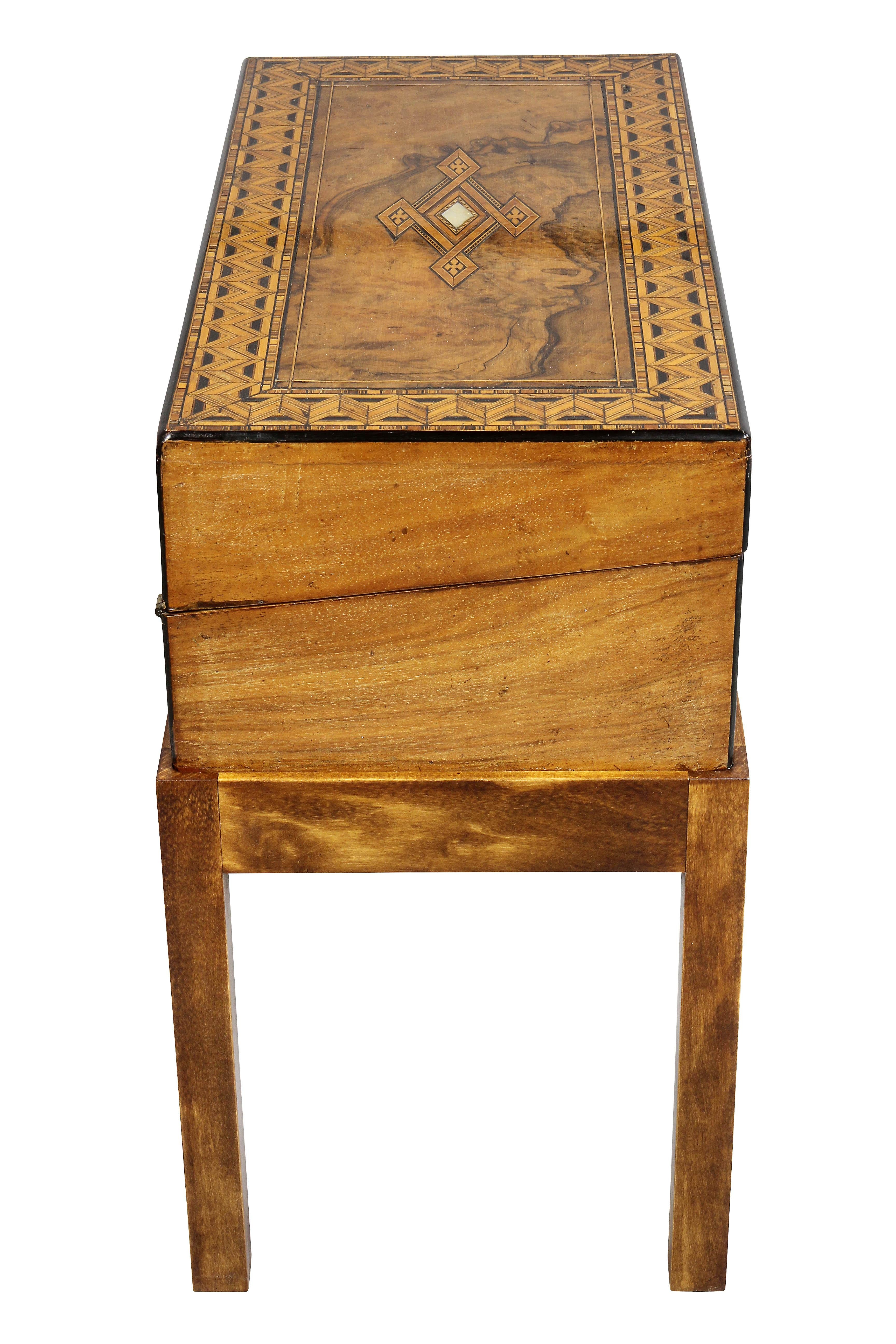 Victorian Tunbridge Figured Walnut and Parquetry Lap Desk on Base 3