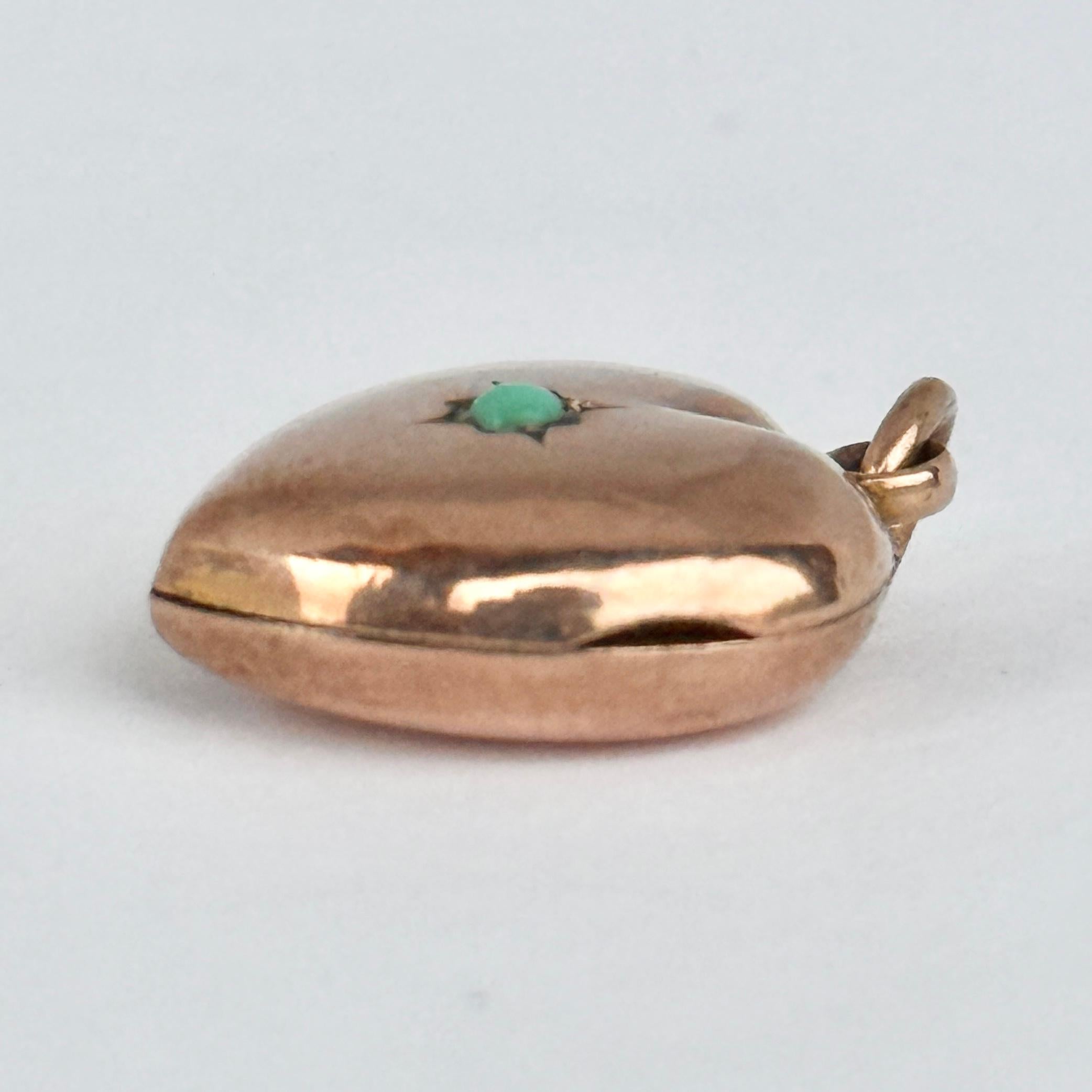 Grezzo Medaglione vittoriano a forma di cuore in turchese e oro rosa 9 carati in vendita