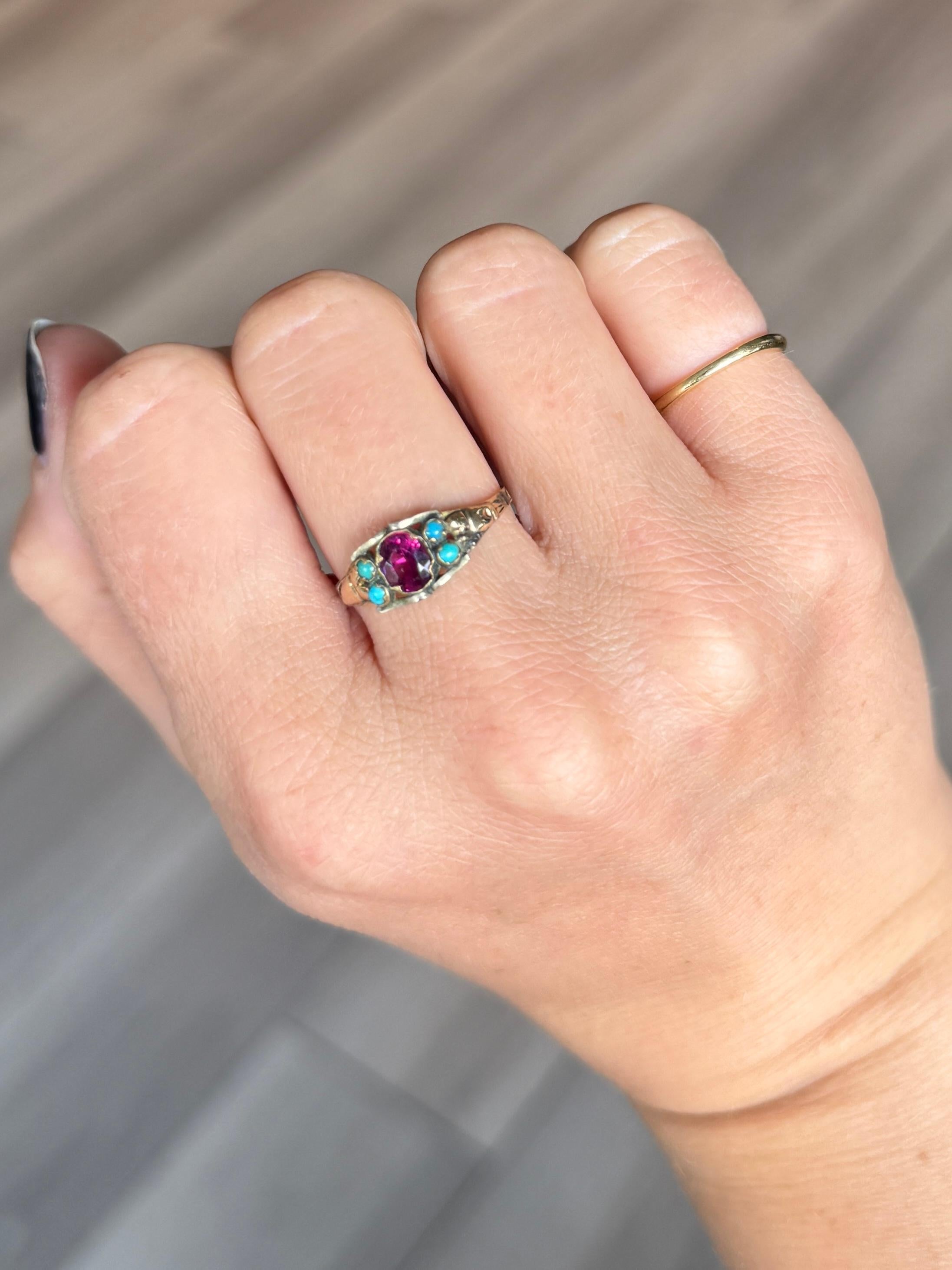 Victorian Turquoise and Ruby 9 Carat Gold Ring In Good Condition For Sale In Chipping Campden, GB