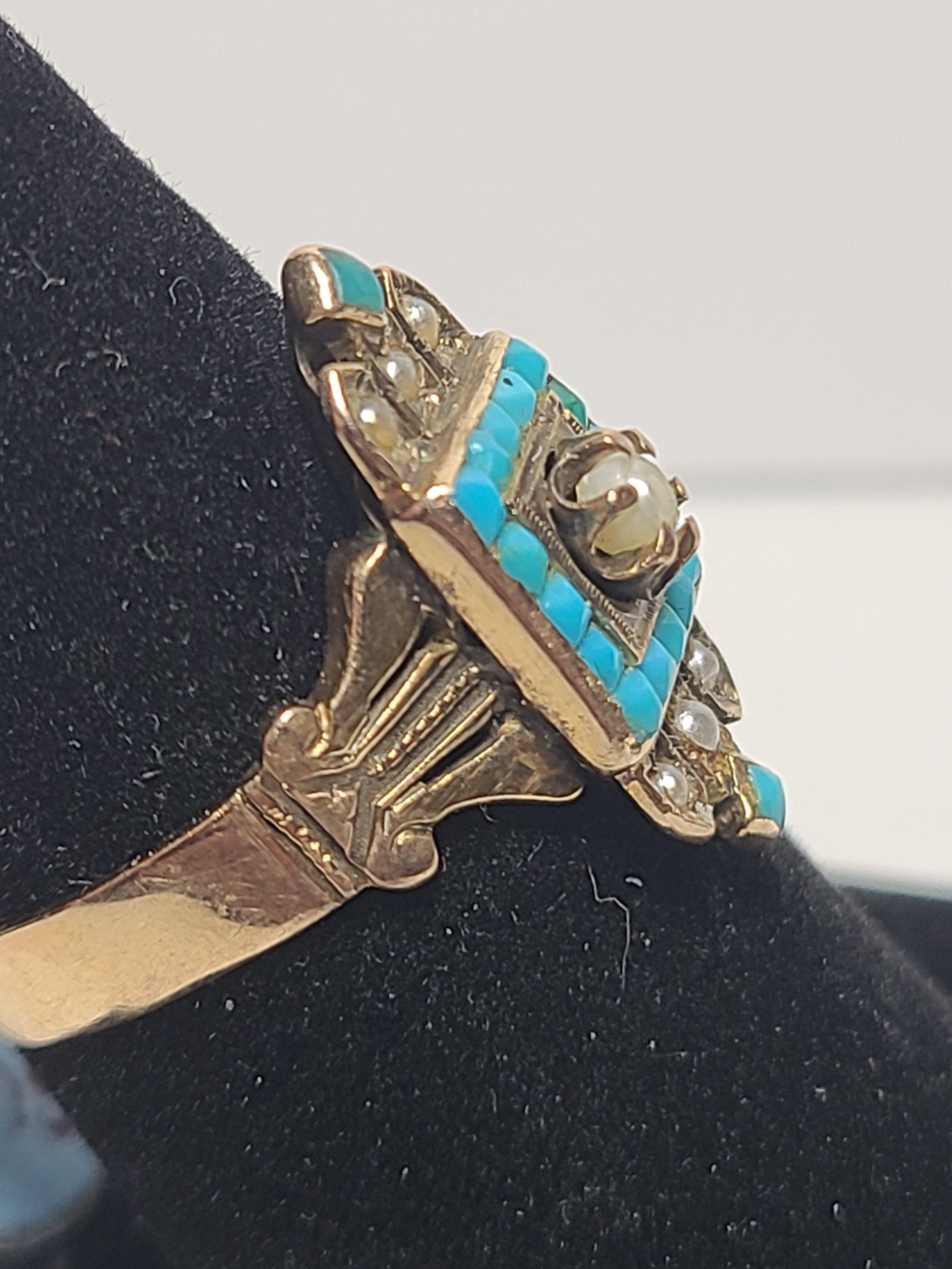 Victorian Turquoise and Seed Pearl 14k Yellow Gold Ring In Good Condition In Endwell, NY