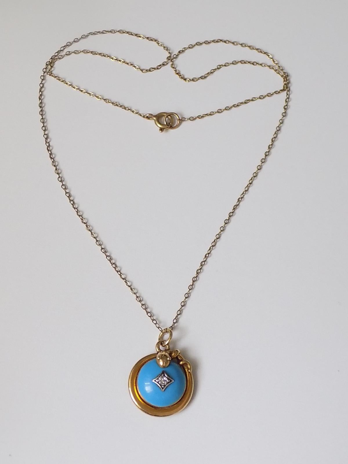 A Victorian c.1880 Turquoise colour enamel and Diamond in Silver setting Serpent Snake pendant with glazed locket at the back. The pendant complete with vintage Yellow Gold chain. English origin.
Drop including jump rings 22mm, Width 17mm.
Weight