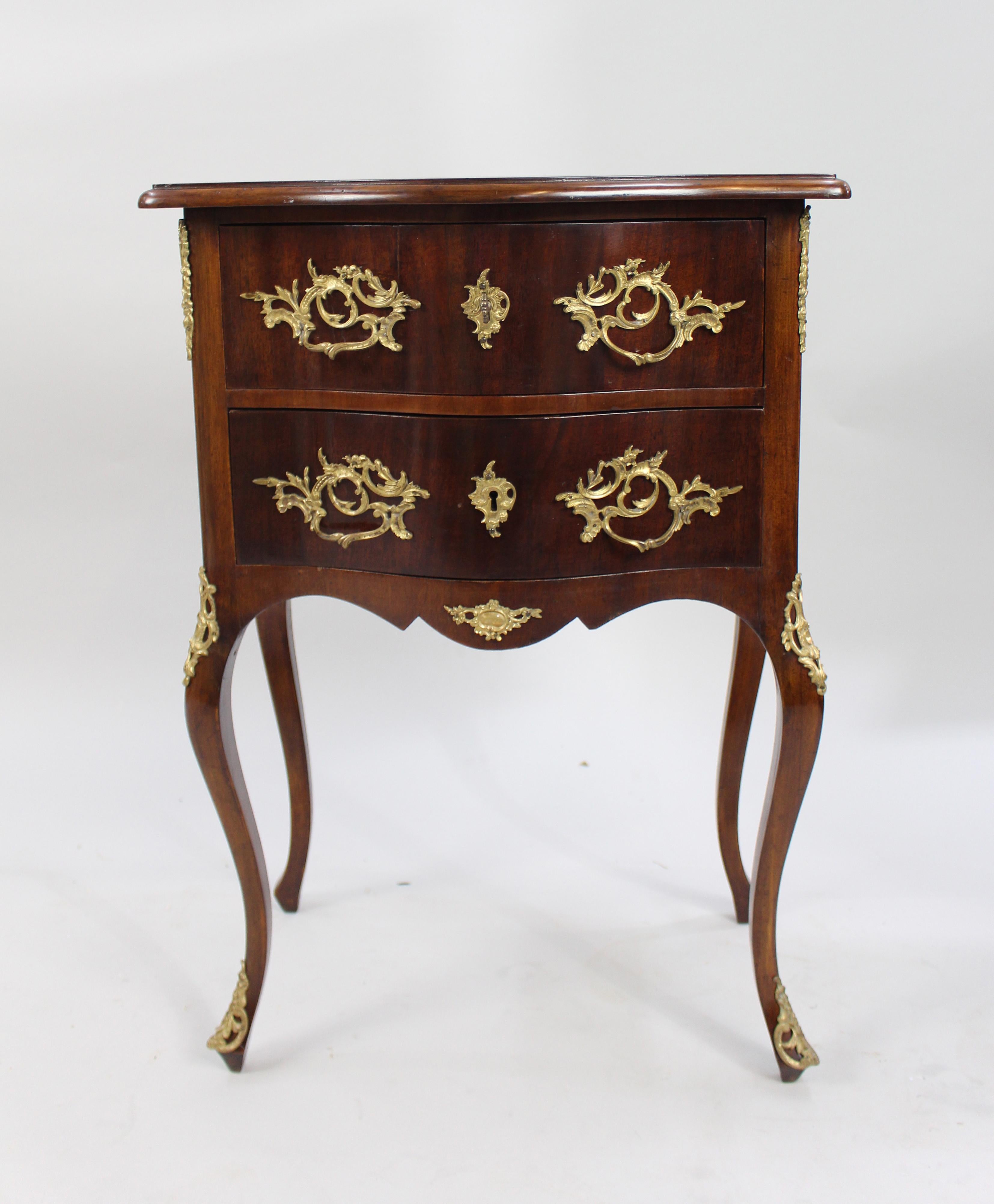 3 drawer chest