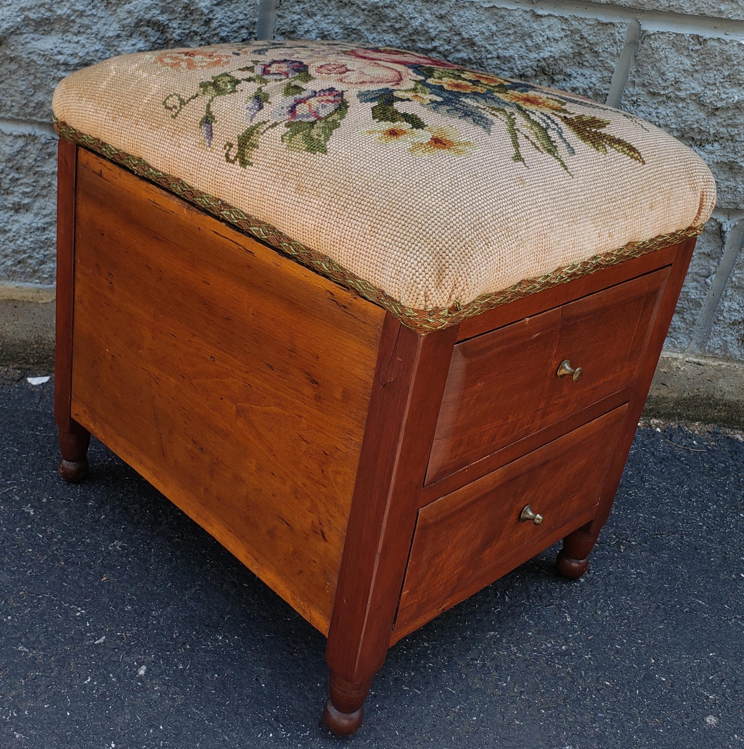 Victorian Two-Drawer Mahogany Needlework Upholstered Stool on Wheels In Good Condition For Sale In Germantown, MD