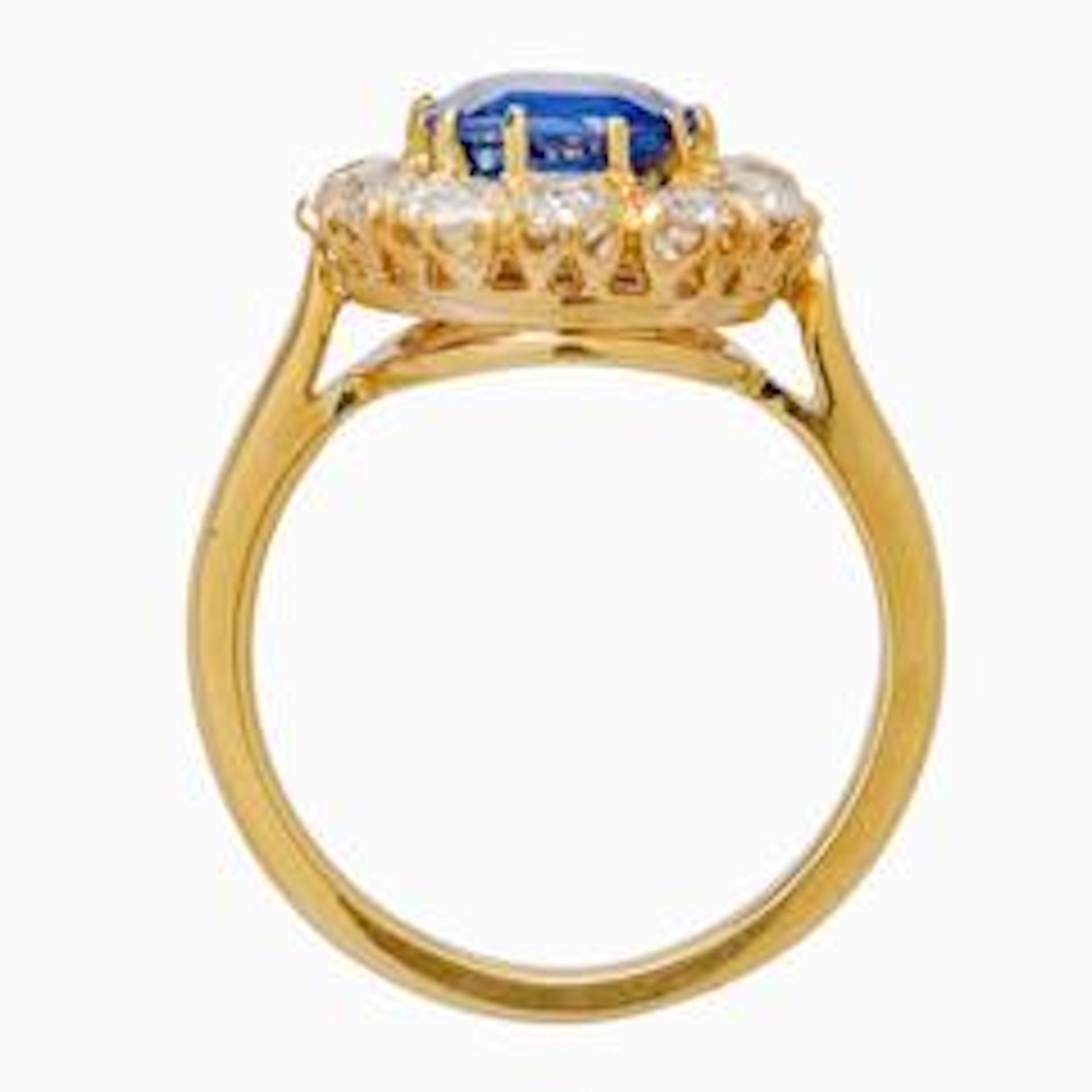 Victorian Unheated Ceylon Sapphire and Diamond Ring For Sale 1
