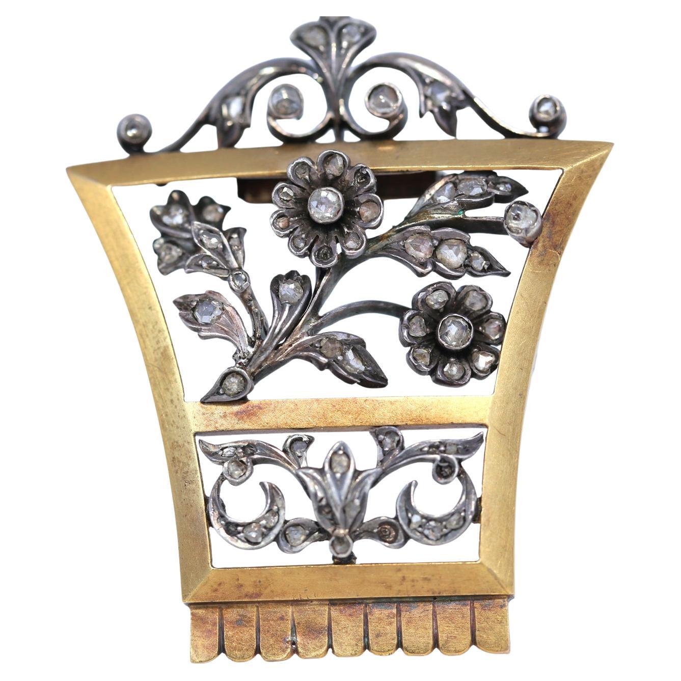 Taille vieille Europe Broche unisexe victorienne en or et argent avec diamants taille ancienne, 1905 en vente