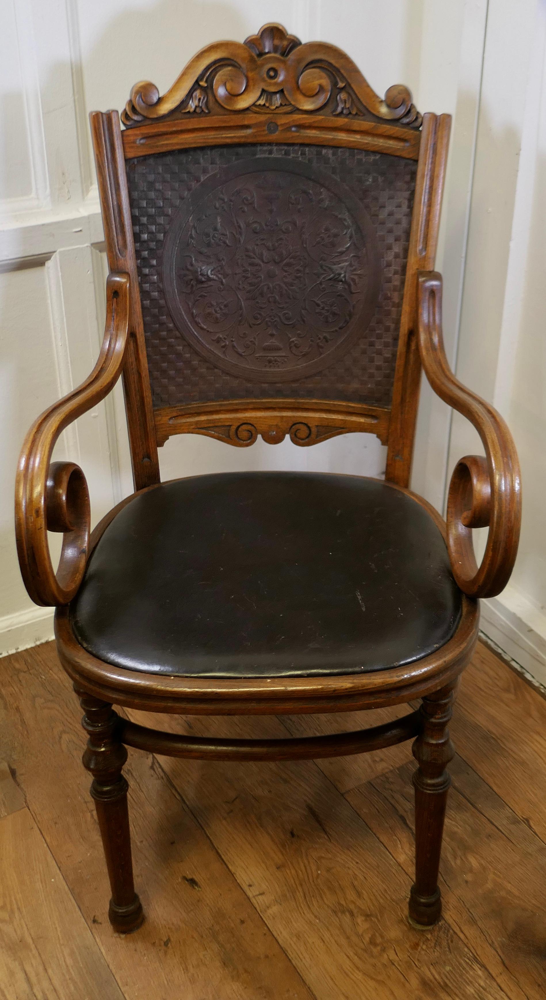 Arts and Crafts Victorian Upholstered Bentwood Salon or Desk Chair  This is a charming piece  For Sale