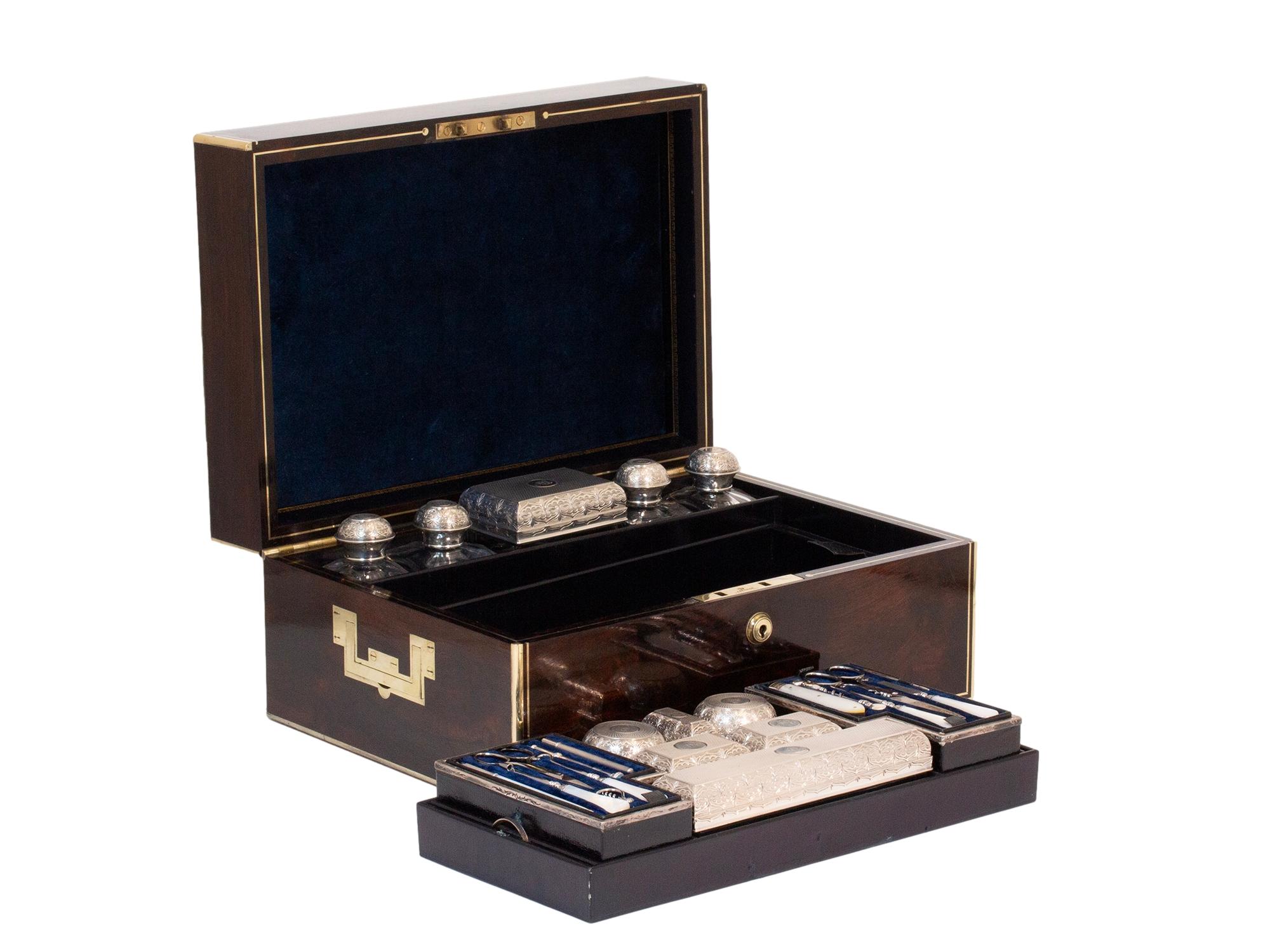 Victorian Vanity Box by David Edwards For Sale 6