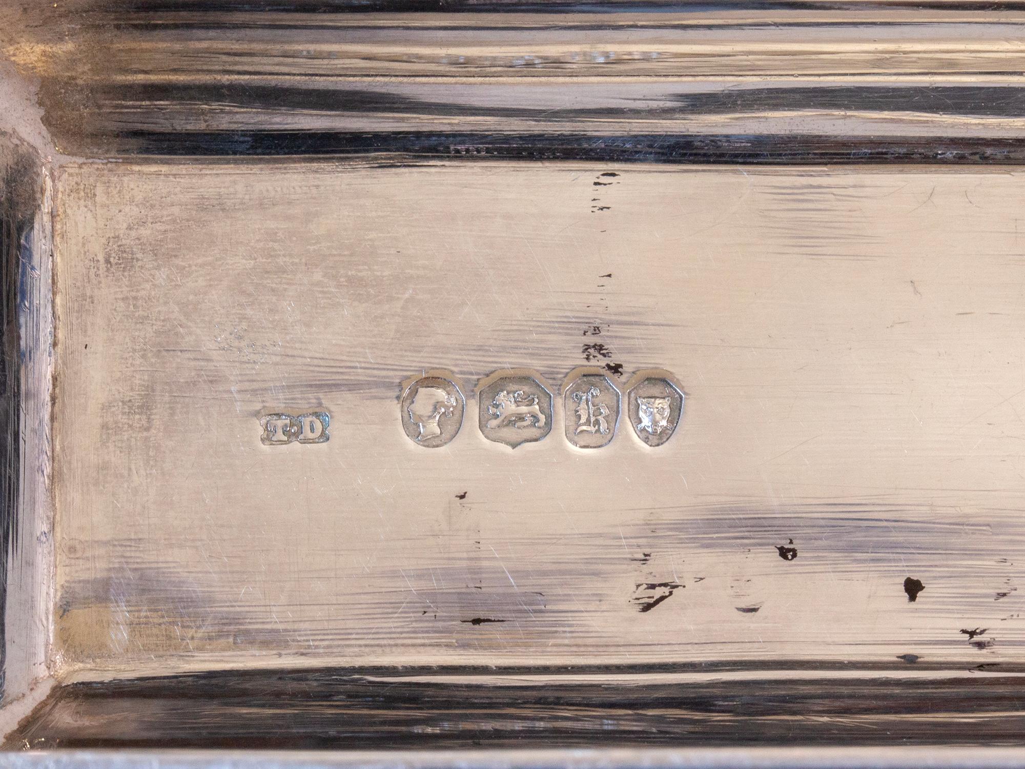 Victorian Vanity Box by David Edwards For Sale 13