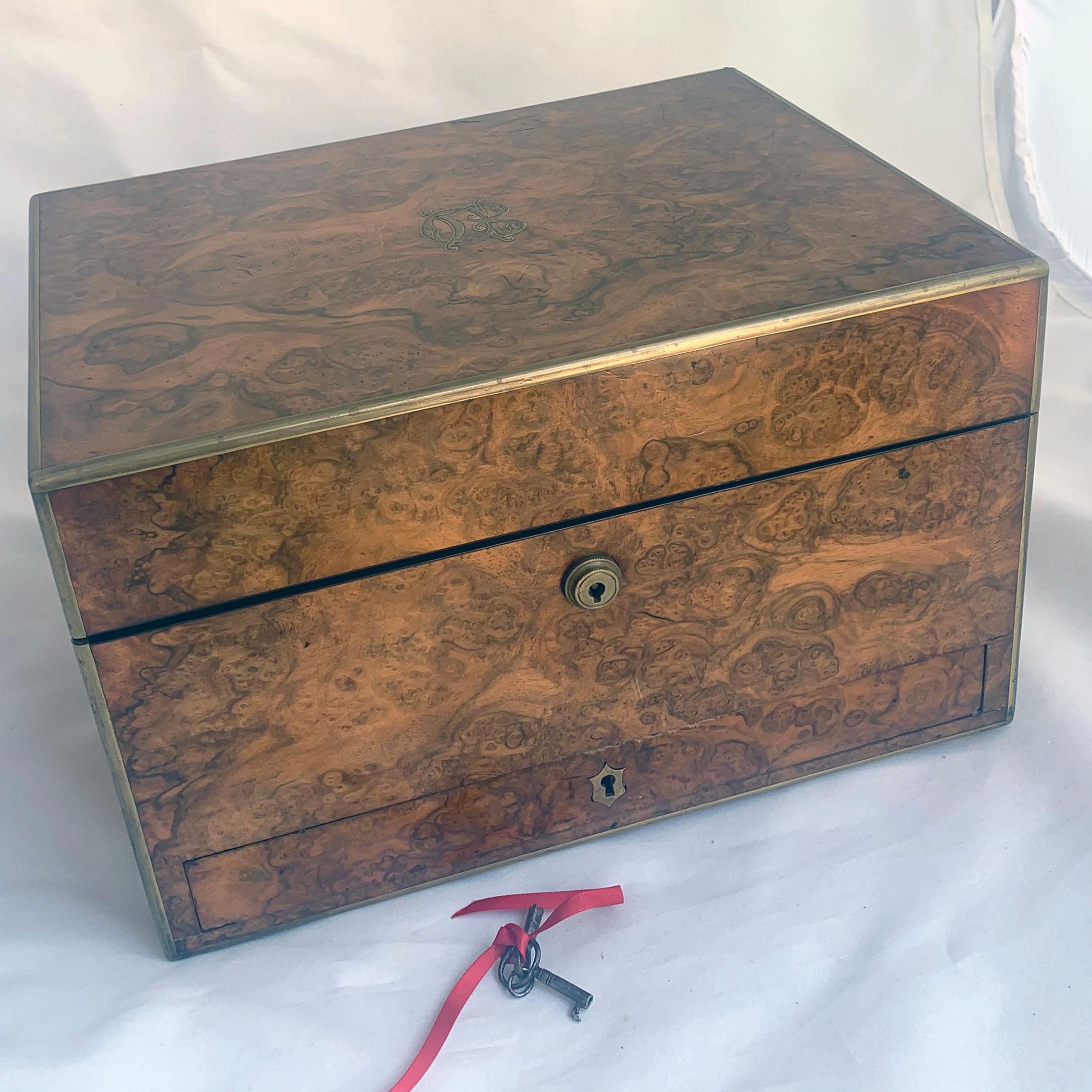 British Victorian Vanity Set in the Original Burl Wood Box For Sale
