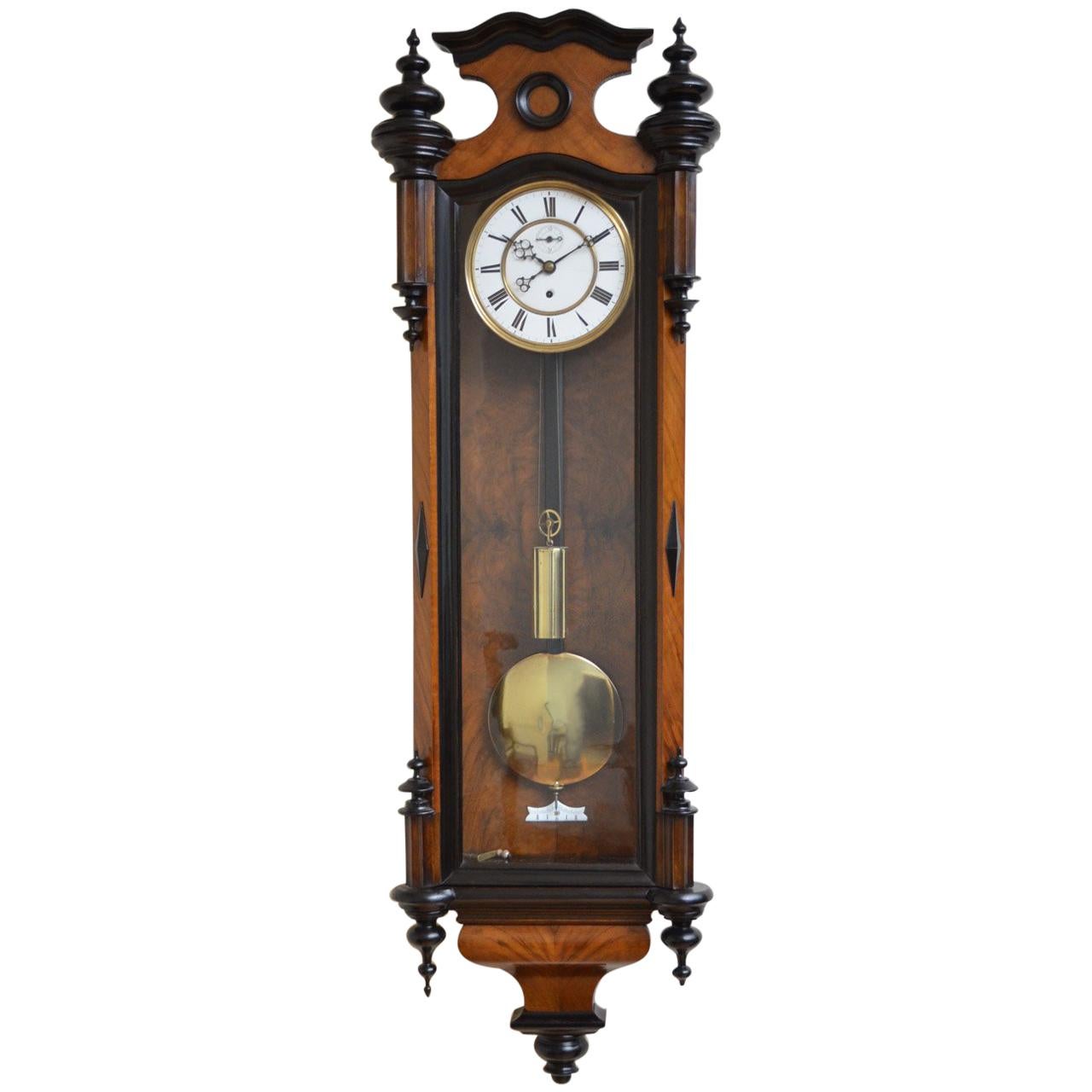 Victorian Vienna Clock in Walnut