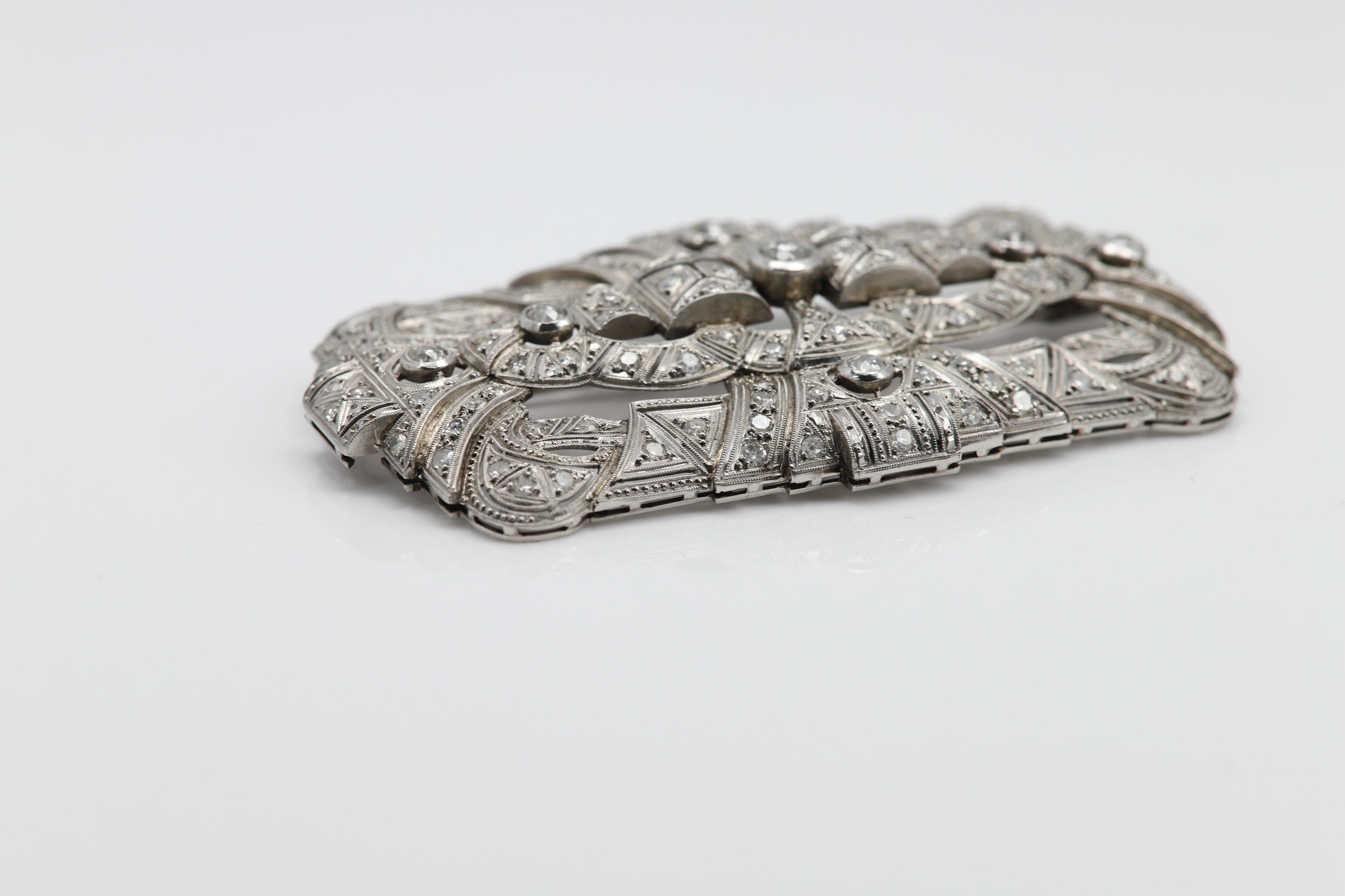 Round Cut Victorian Vintage Diamond Brooch Platinum Brooch Pin circa early 1900's art deco For Sale