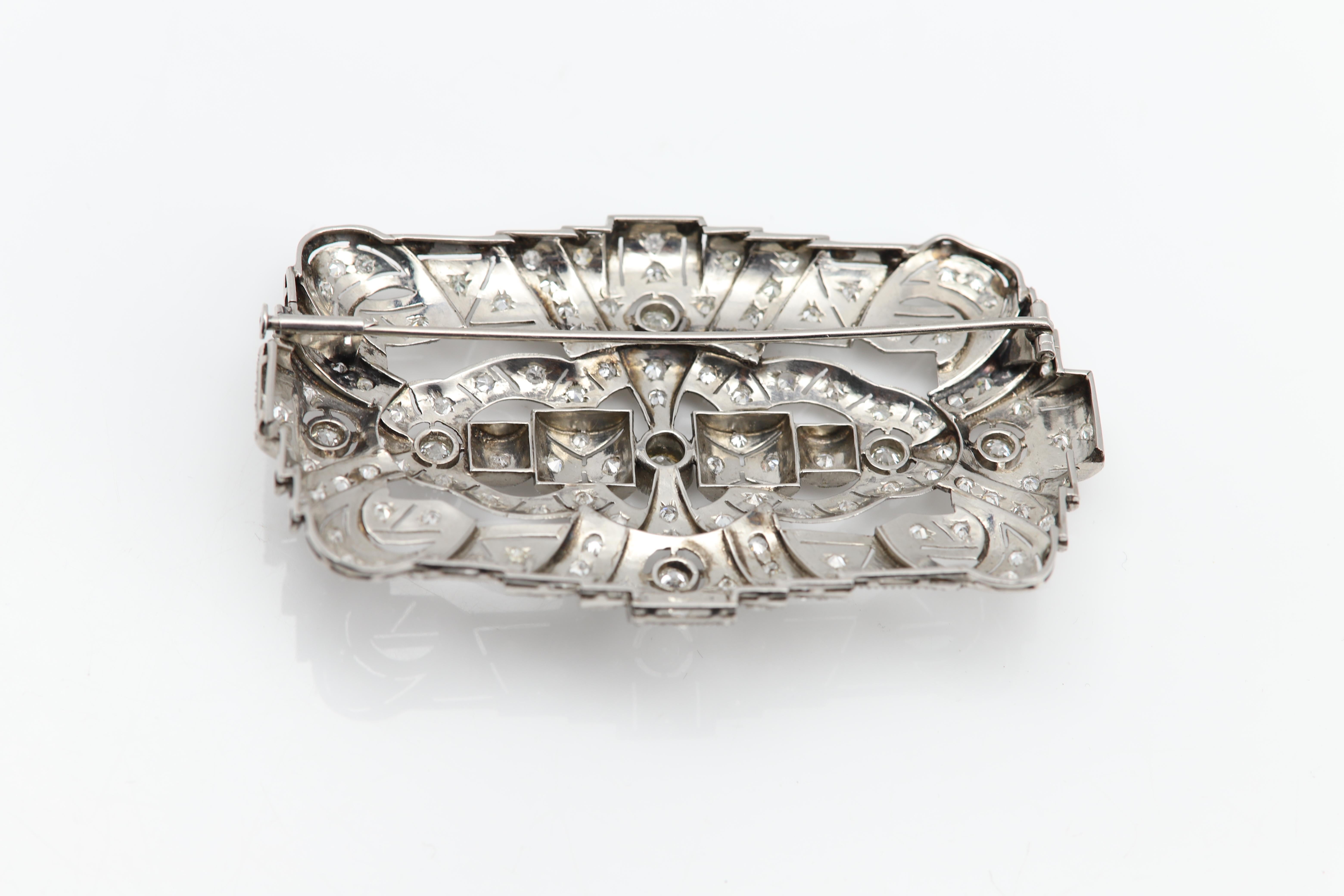 Victorian Vintage Diamond Brooch Platinum Brooch Pin circa early 1900's art deco For Sale 1