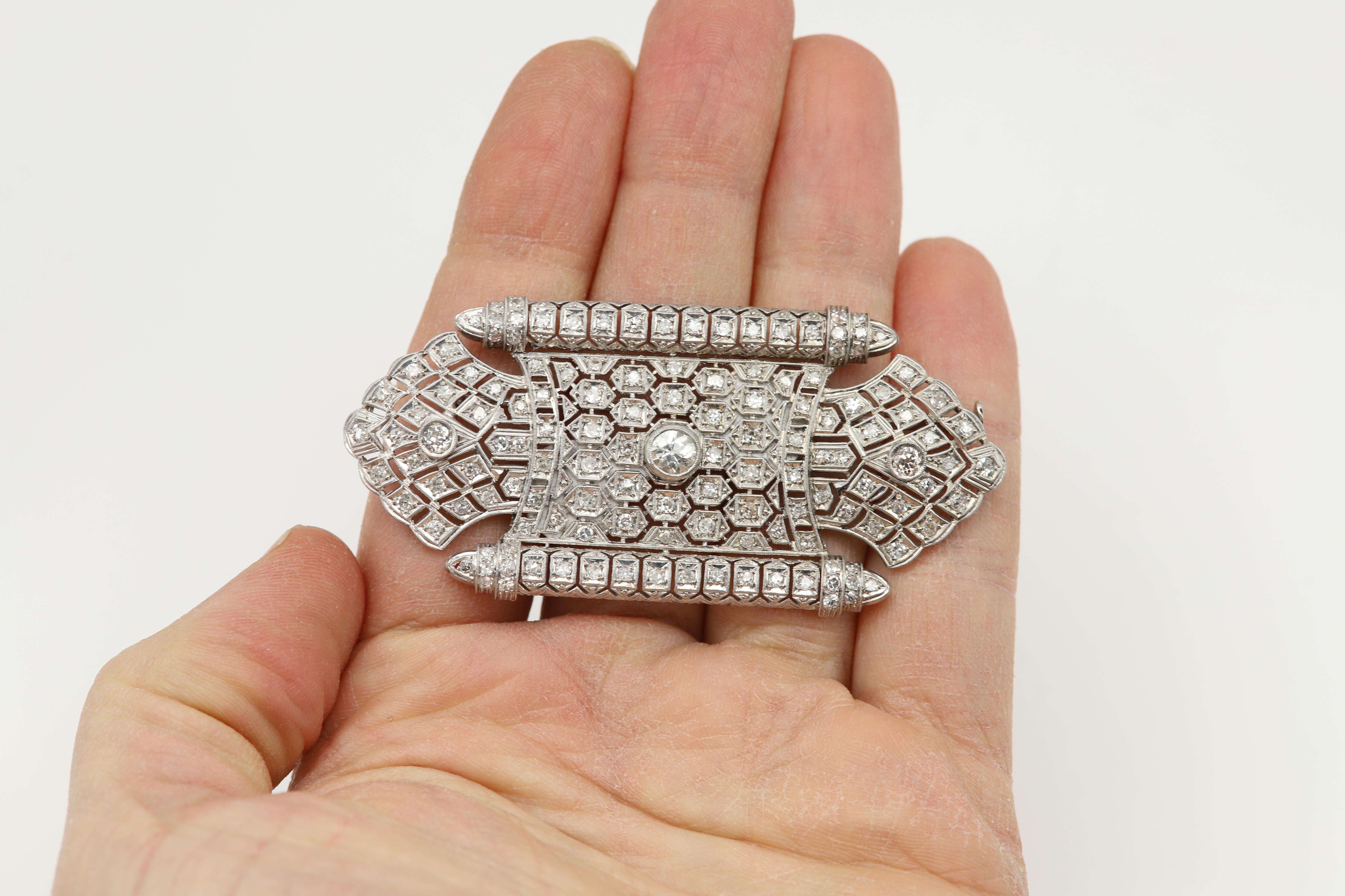 Round Cut Victorian Vintage Diamond Brooch Platinum Brooch Pin circa early 1900's For Sale