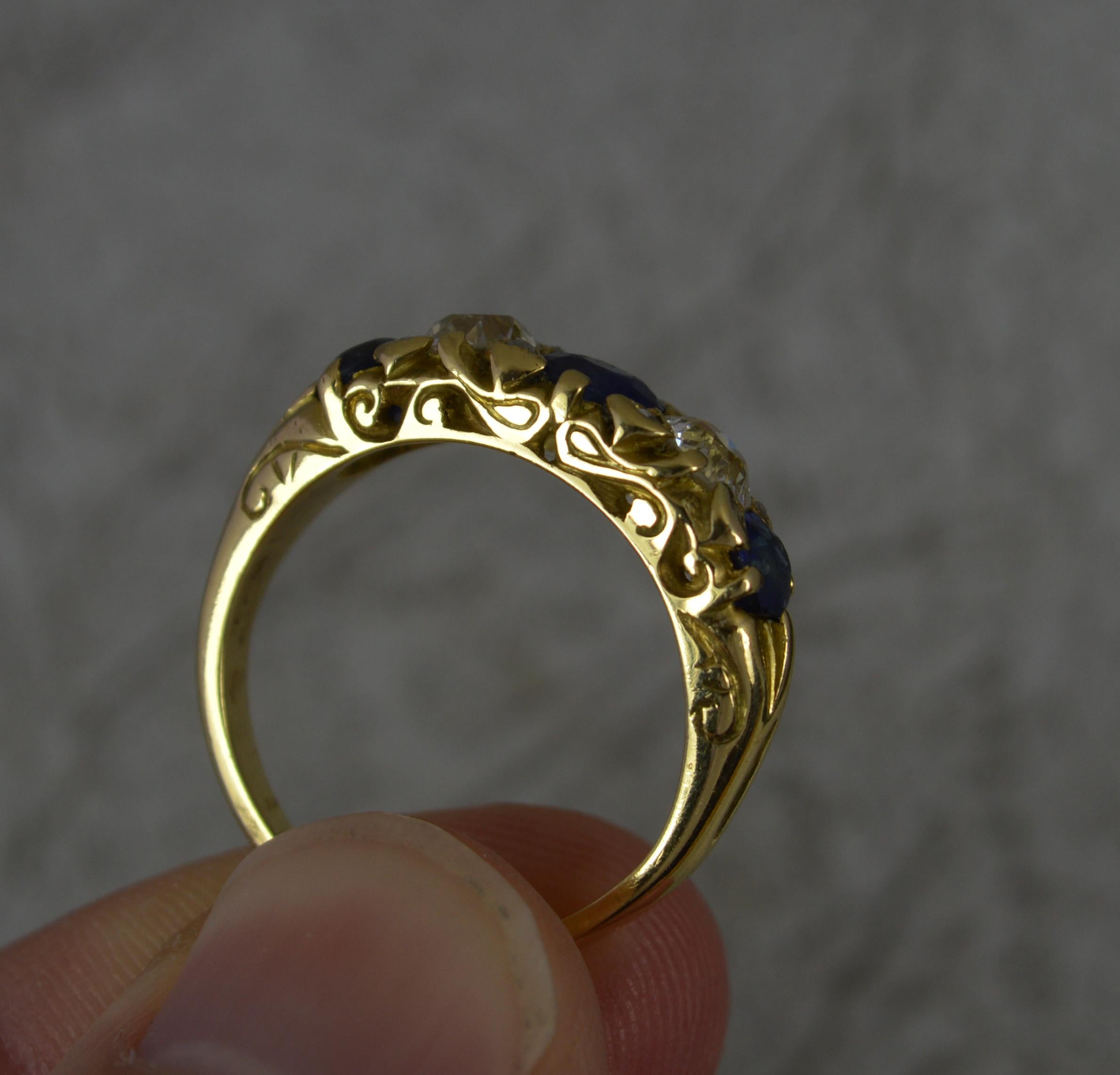 Viktorianischer Vs Old Cut Diamant und Saphir 18ct Gold Fünf Stein Stack Ring im Zustand „Relativ gut“ im Angebot in St Helens, GB