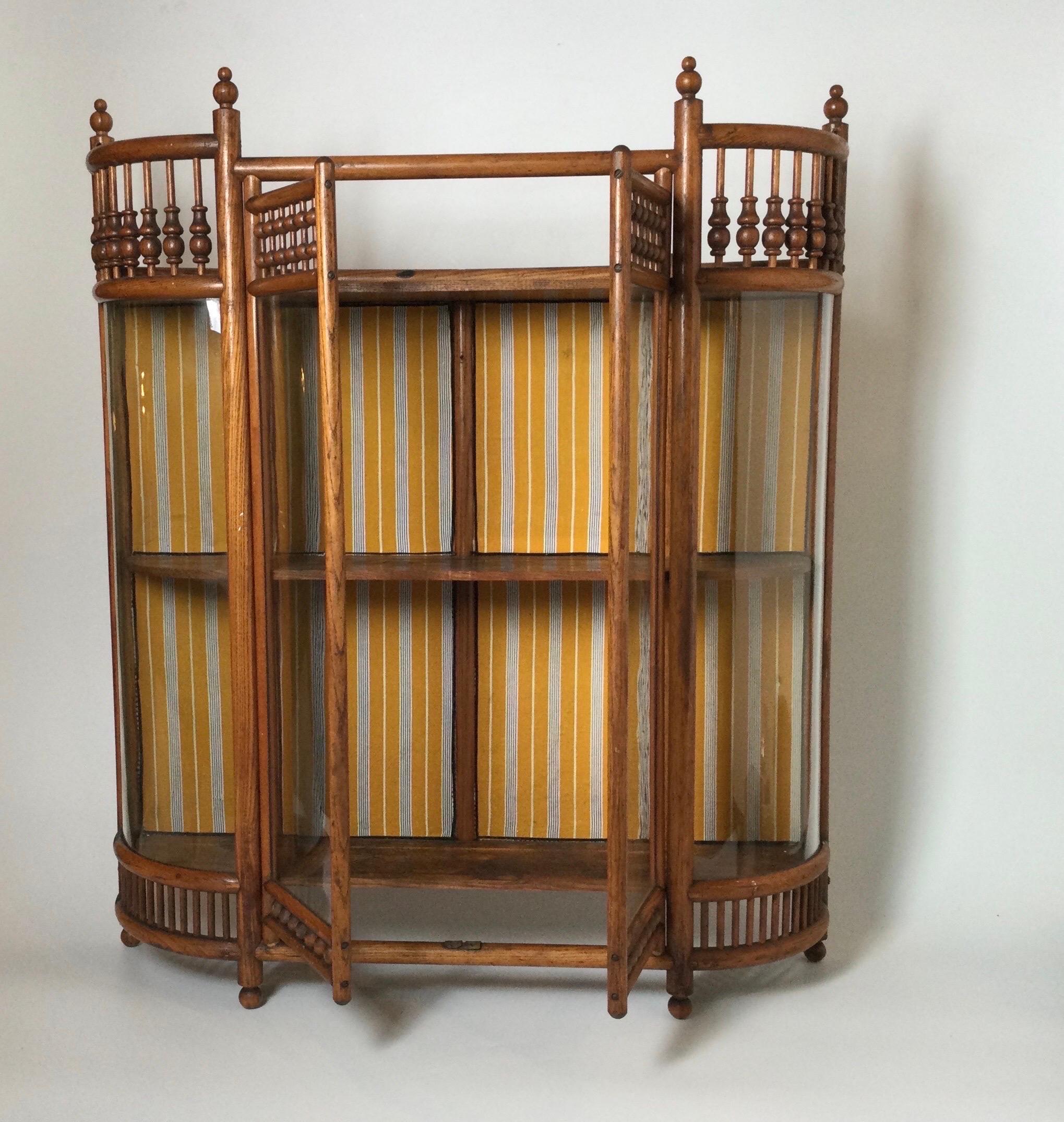 Victorian Wall Curio Cabinet with Ball and Stick Design In Excellent Condition In Lambertville, NJ