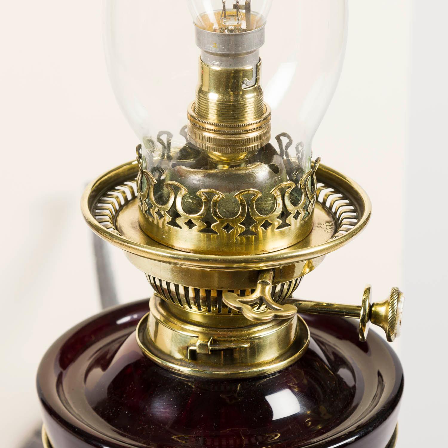 Victorian wall mounted oil lamp, converted to electricity. For Sale 2