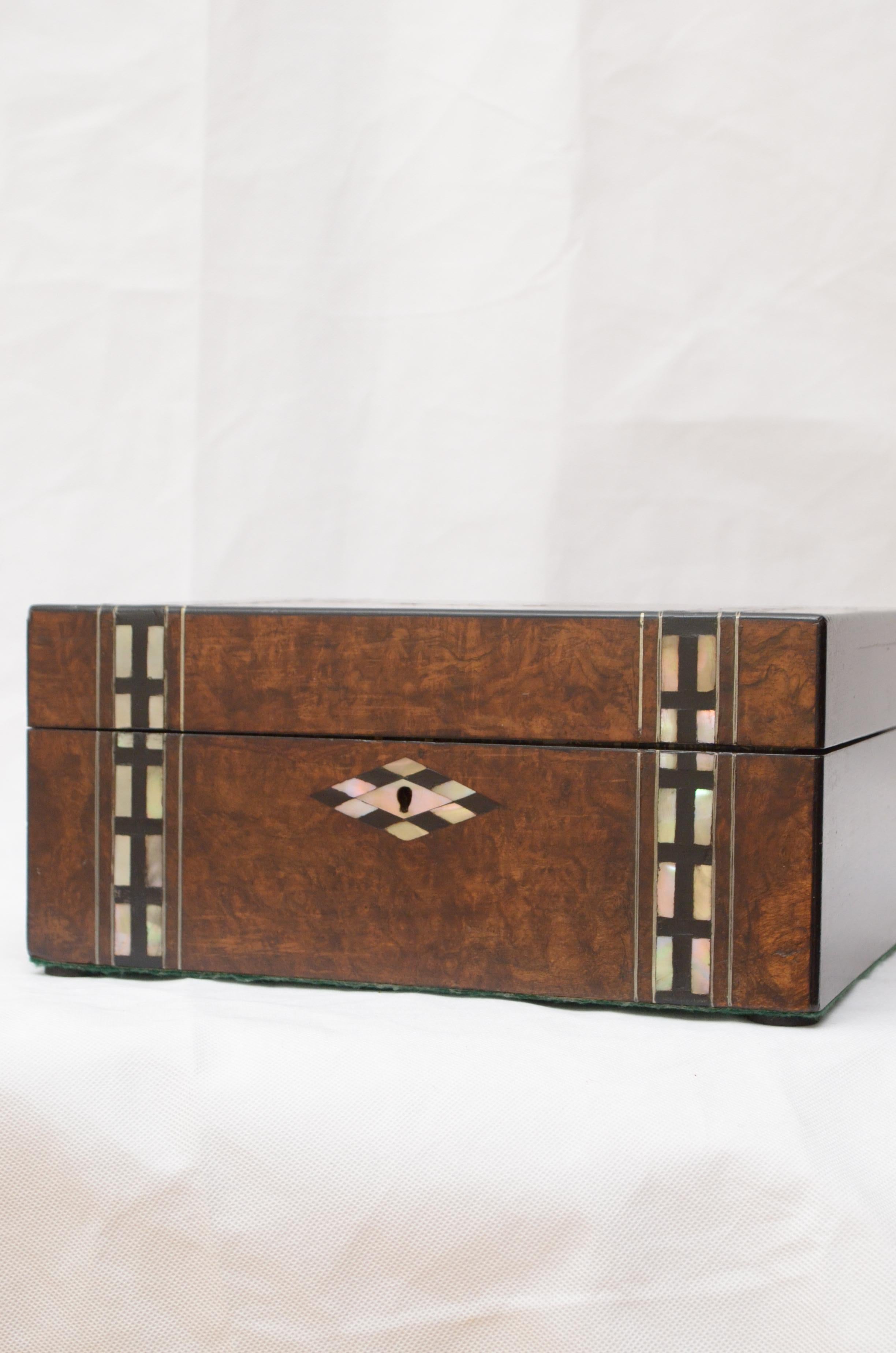 Victorian Walnut and Inlaid Jewelry Box Sewing Box with Tray 3