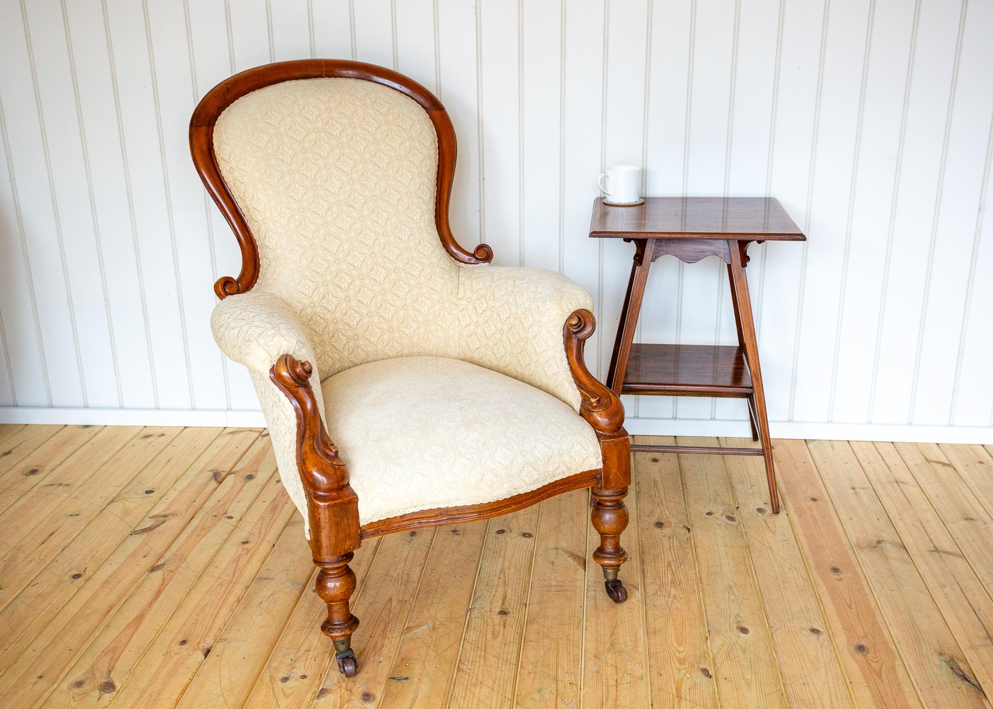 Viktorianischen Nussbaum Sessel Feine Landhaus Salon Salon Show Frame Löffel zurück (Hochviktorianisch) im Angebot