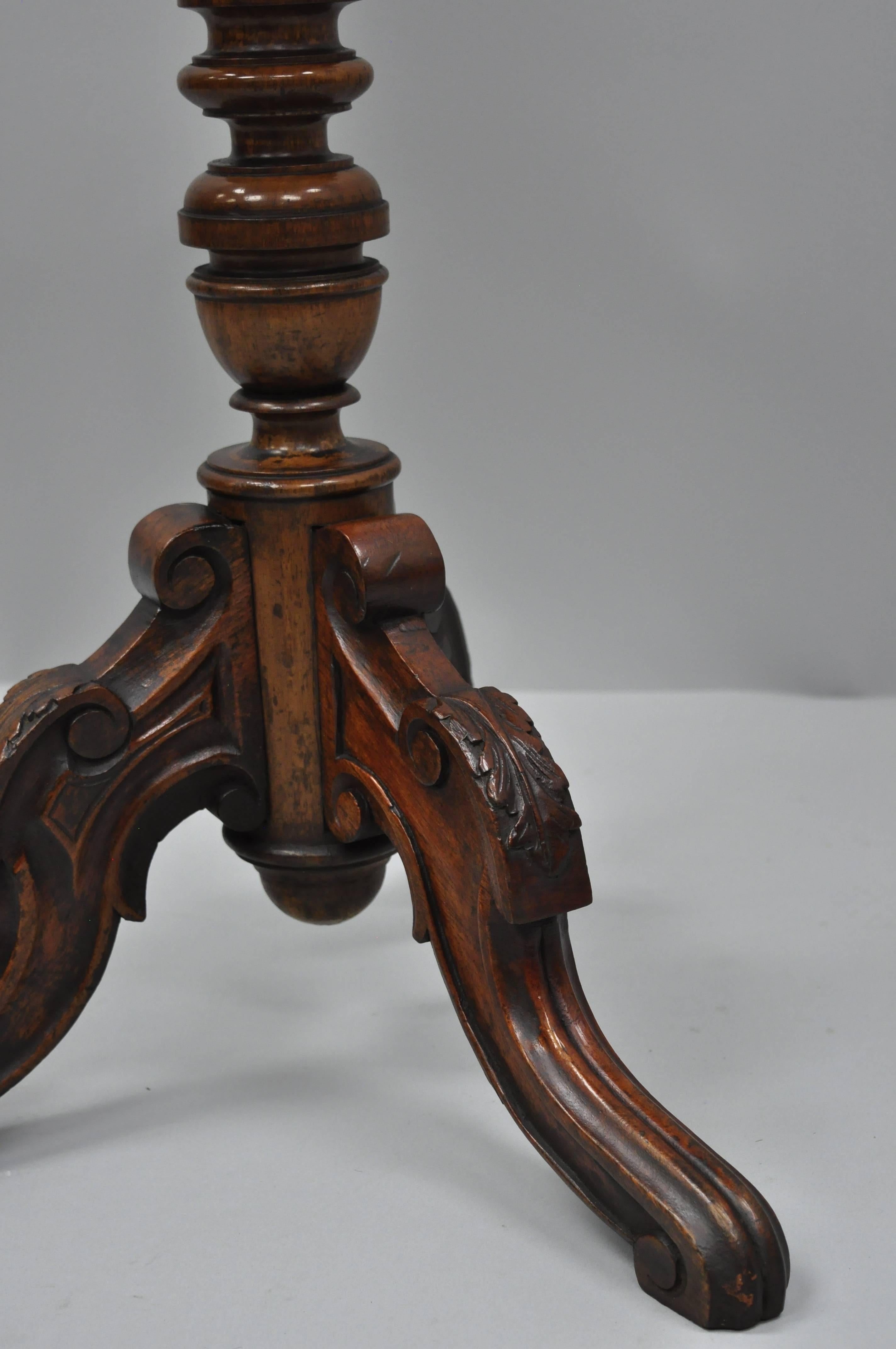 Victorian Walnut Arts & Crafts Tile-Top Renaissance Revival Pedestal Side Table For Sale 5
