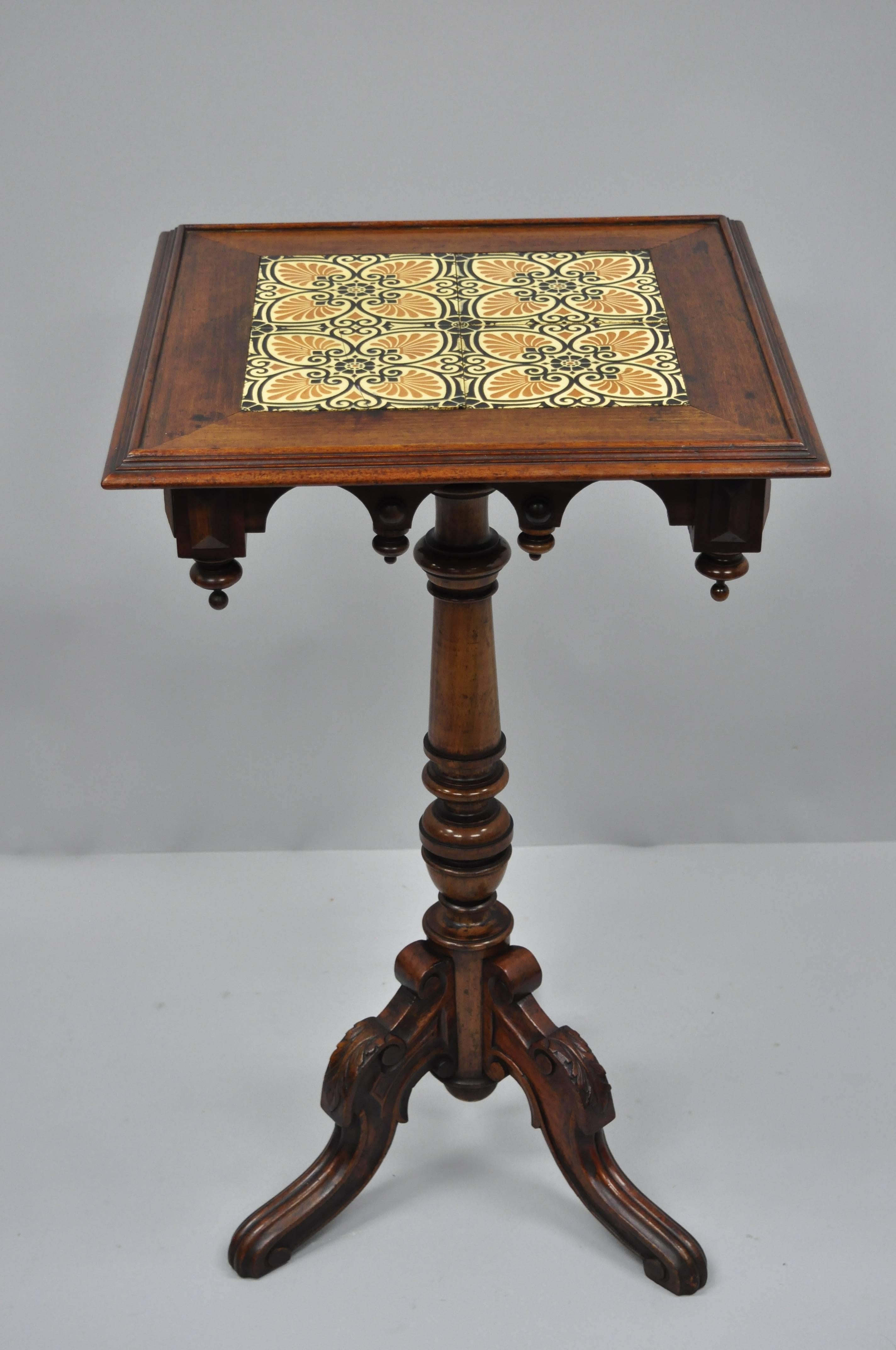 Victorian Walnut Arts & Crafts Tile-Top Renaissance Revival Pedestal Side Table For Sale 7